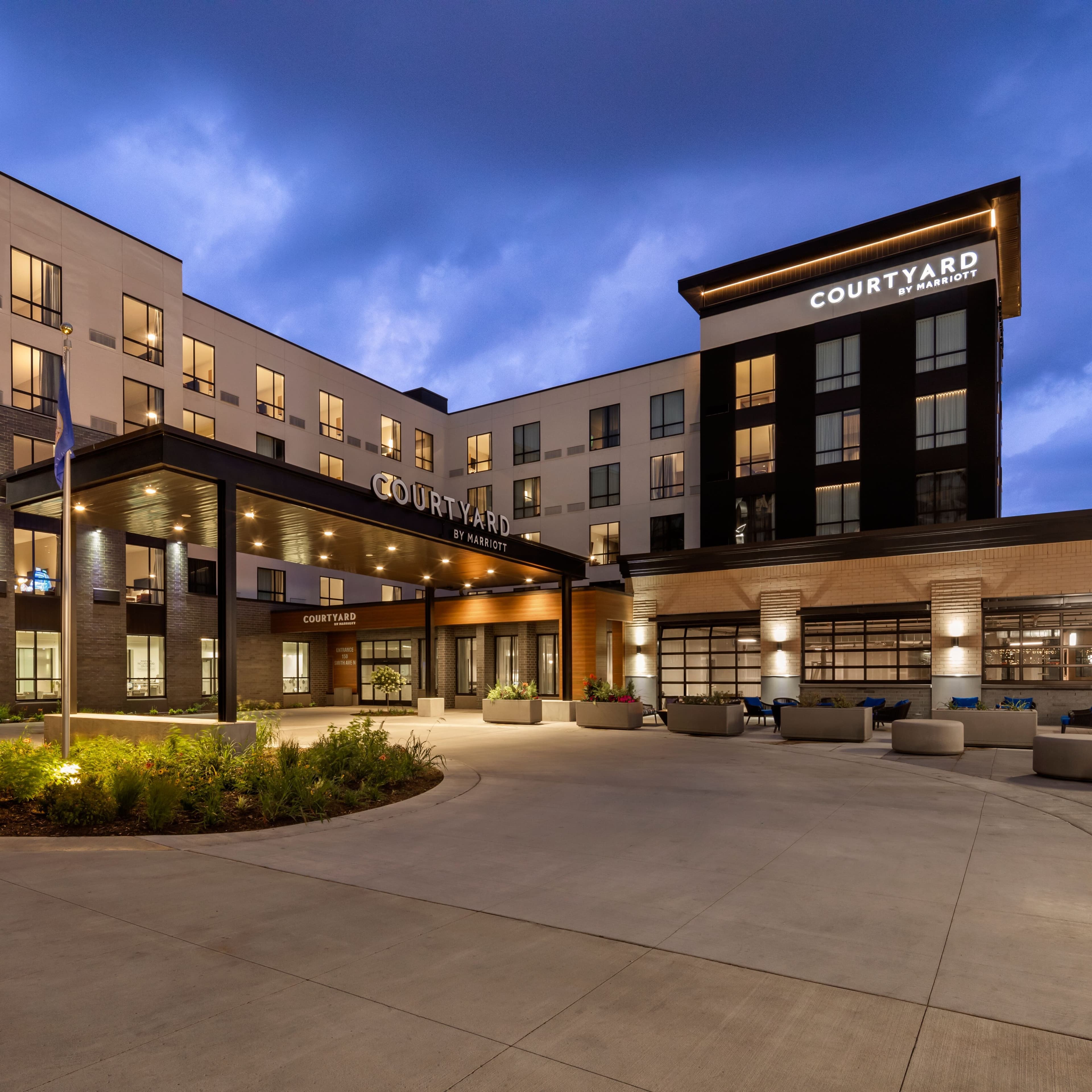Courtyard St. Paul Downtown