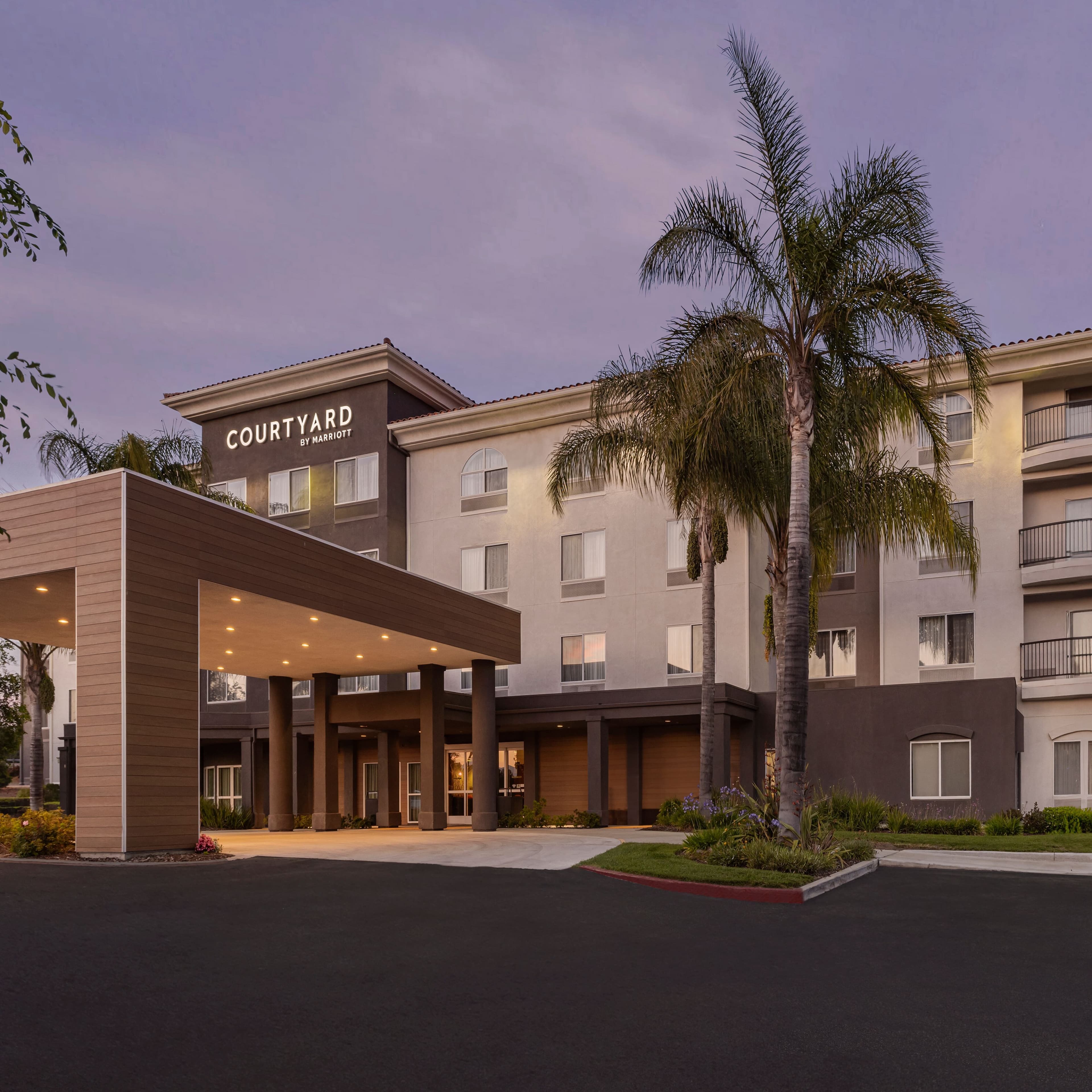 Courtyard Ventura Simi Valley