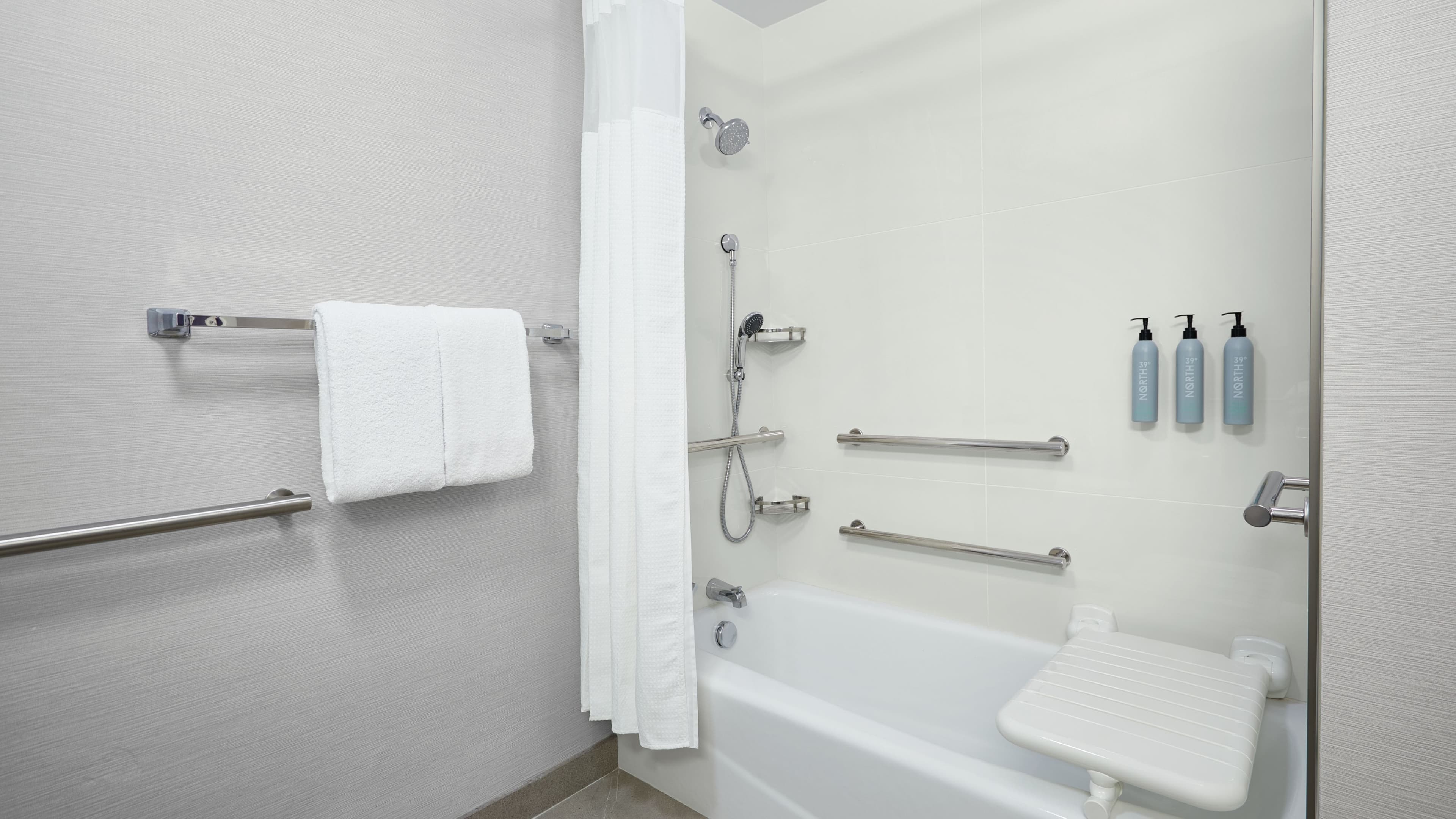 Accessible Room - Image 4