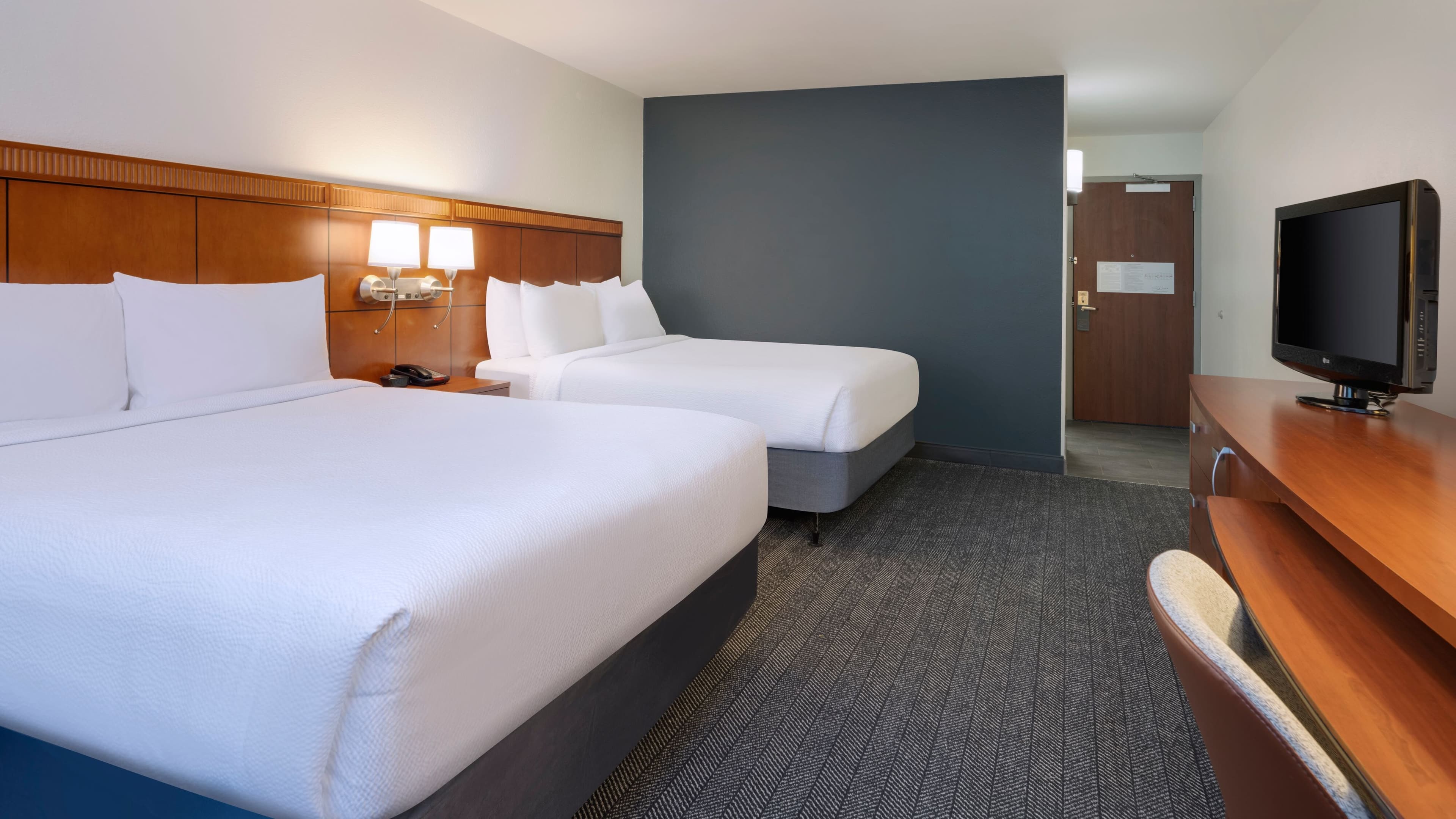 Two Queen Beds - Image 1