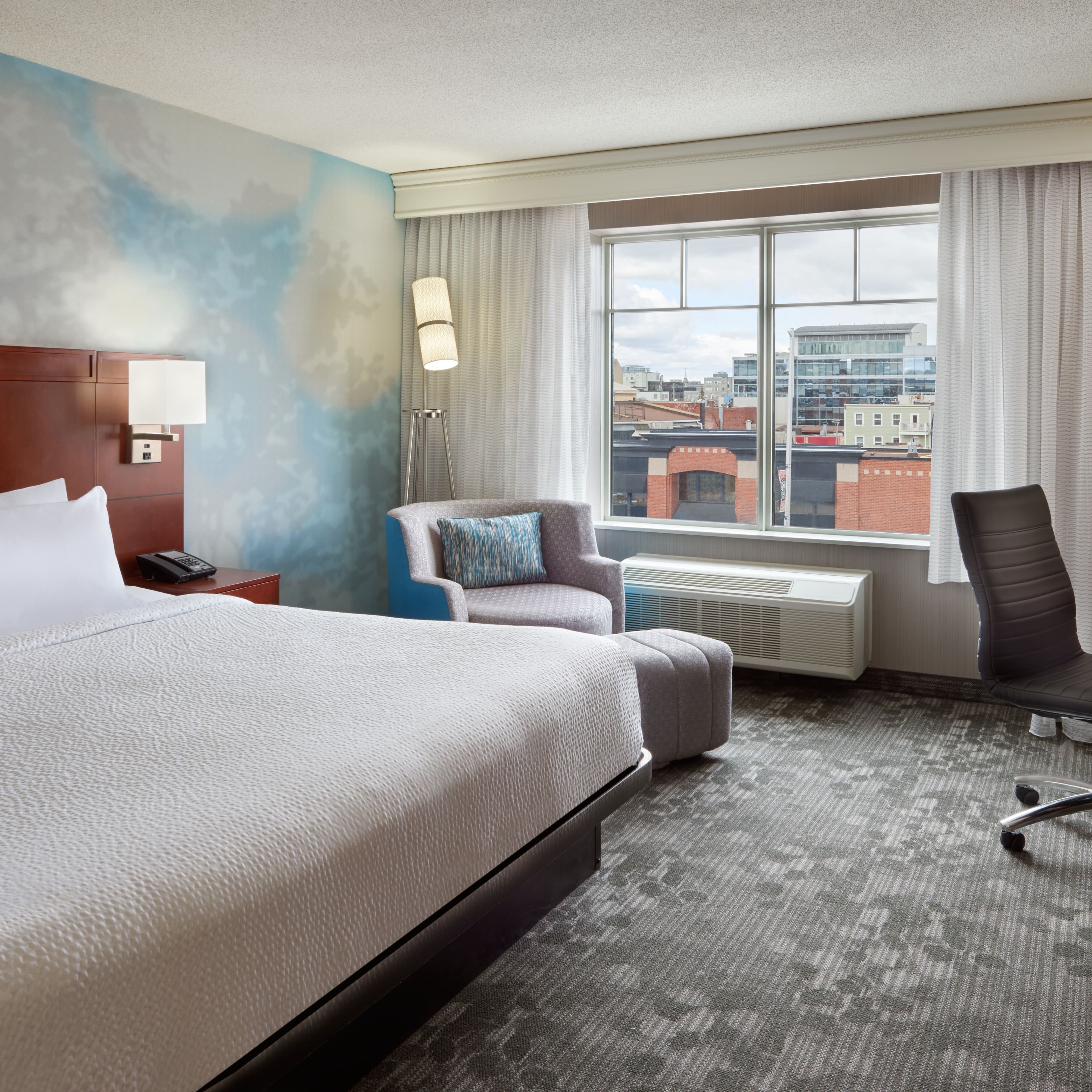 Courtyard Ottawa Downtown