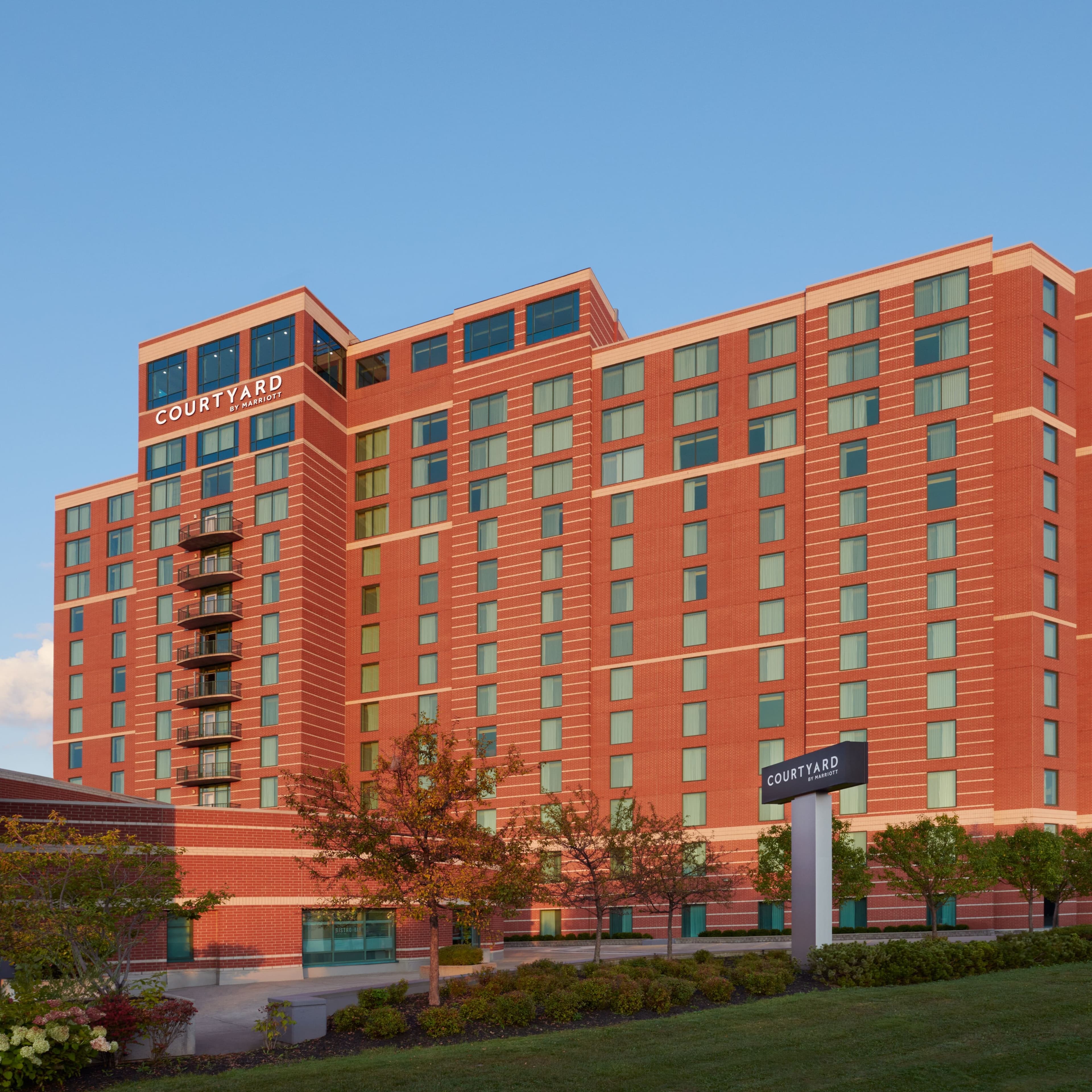 Courtyard Ottawa East
