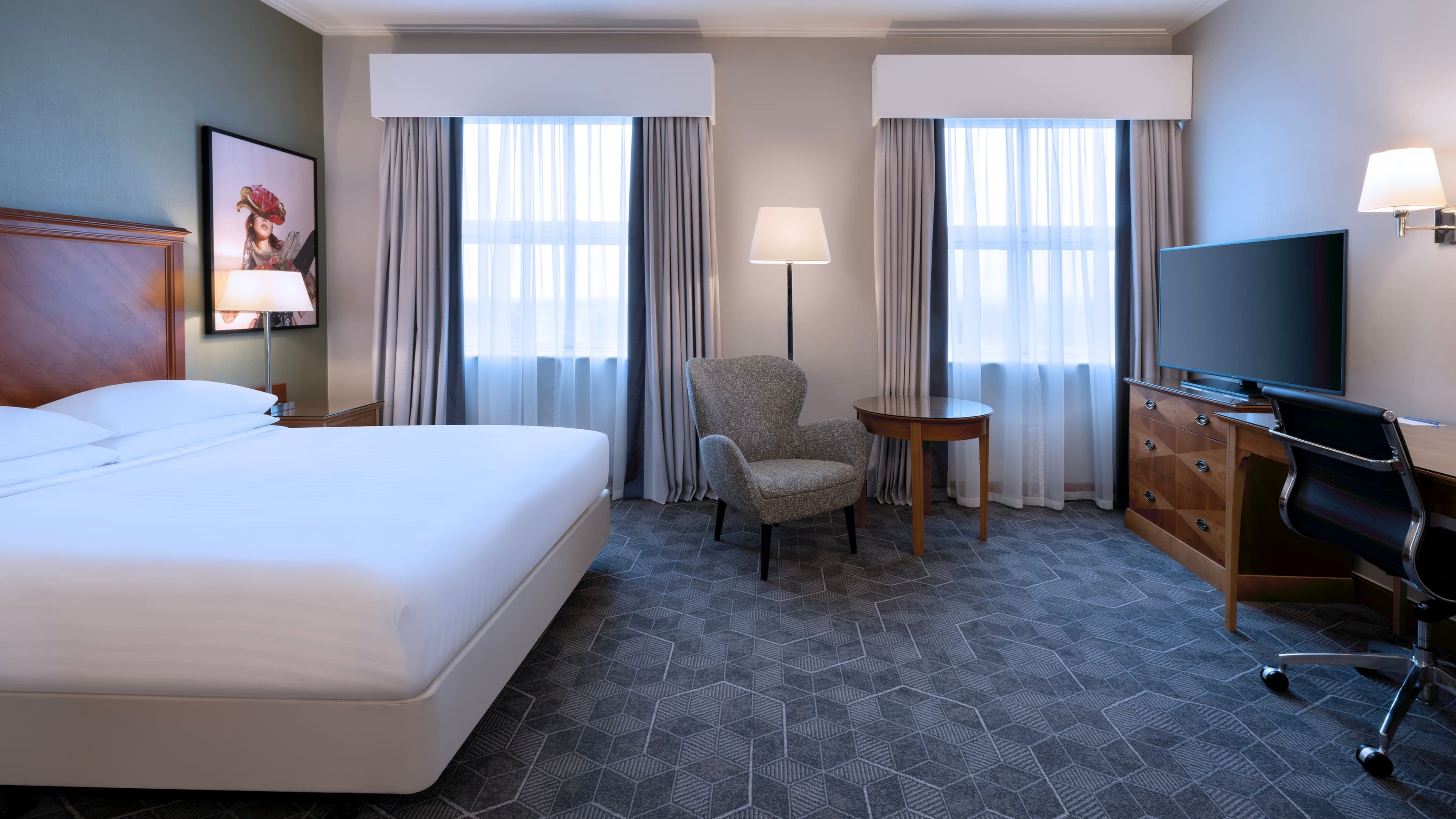 Deluxe Room - Image 2