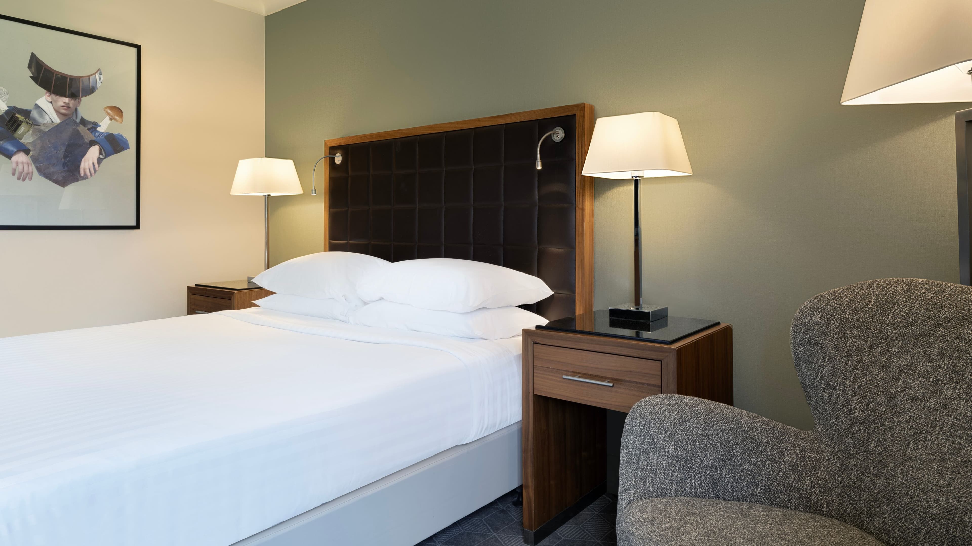 Deluxe Room - Image 1