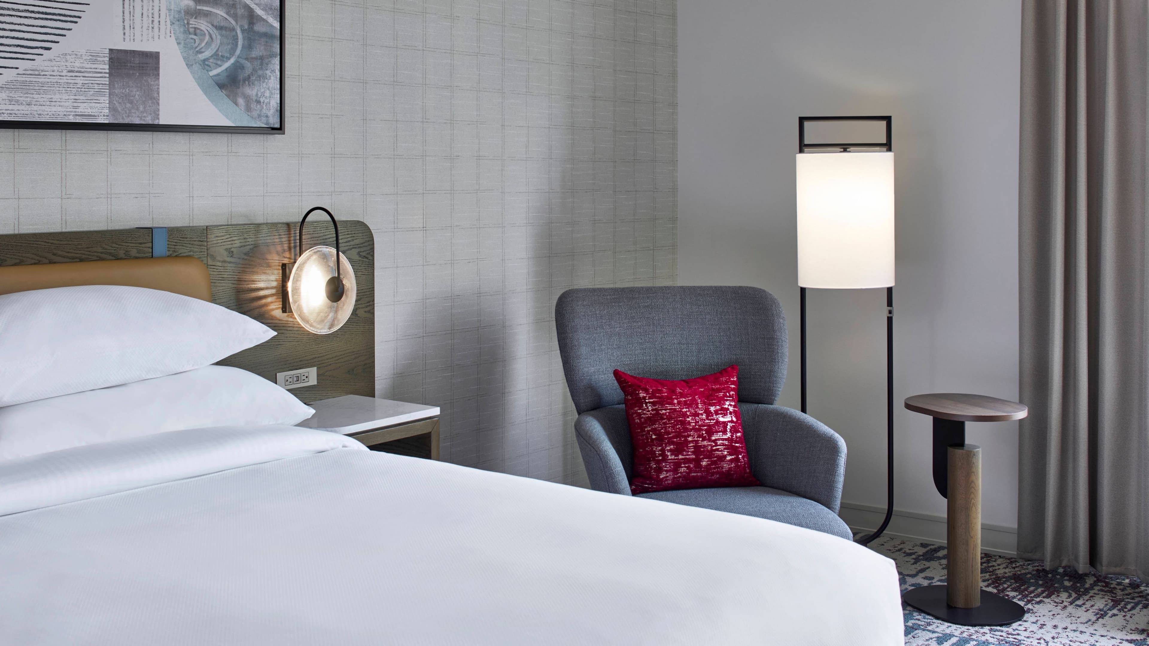 Standard 1 King Room - Image 3