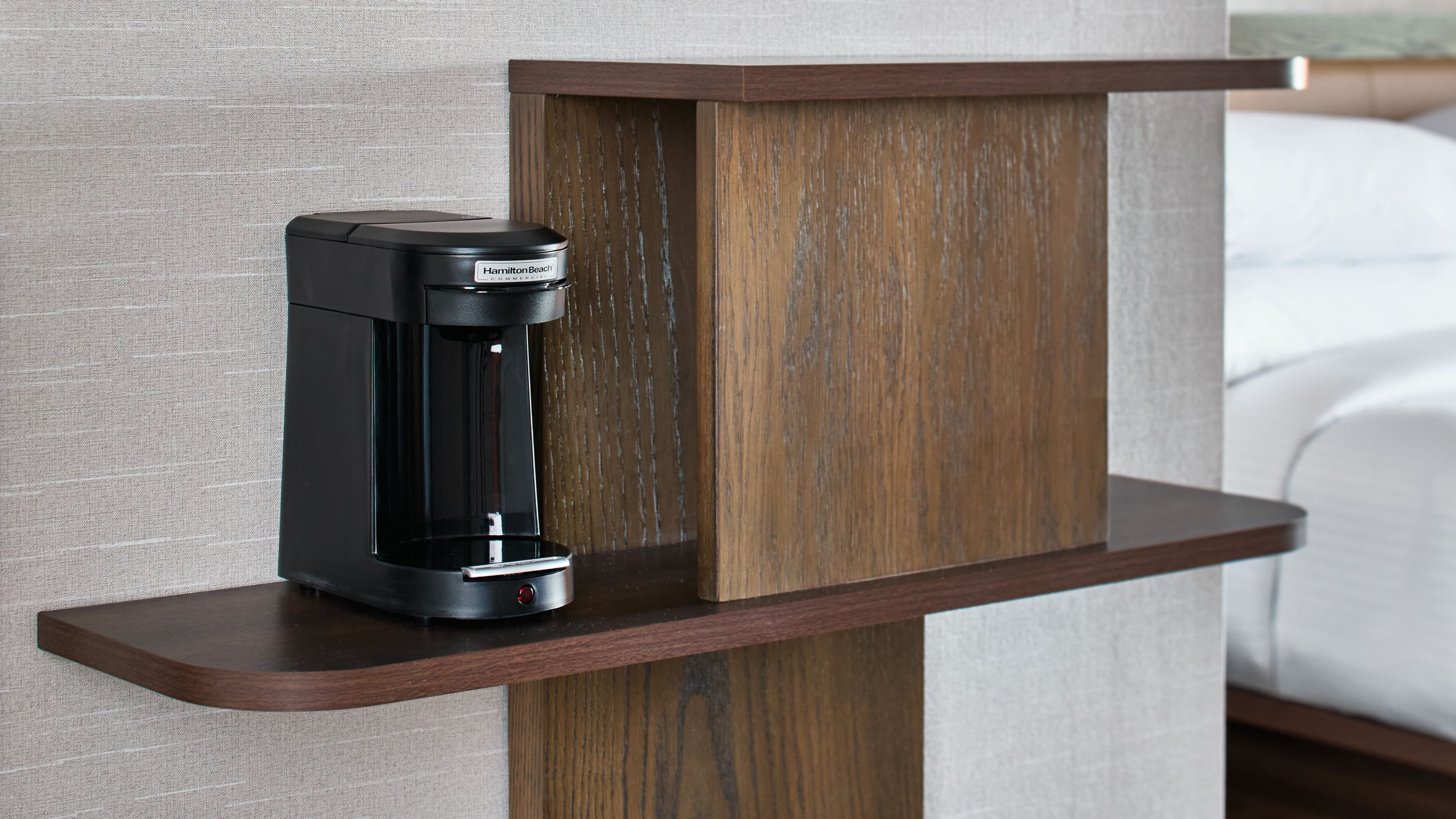 Standard 1 King Room - Image 4