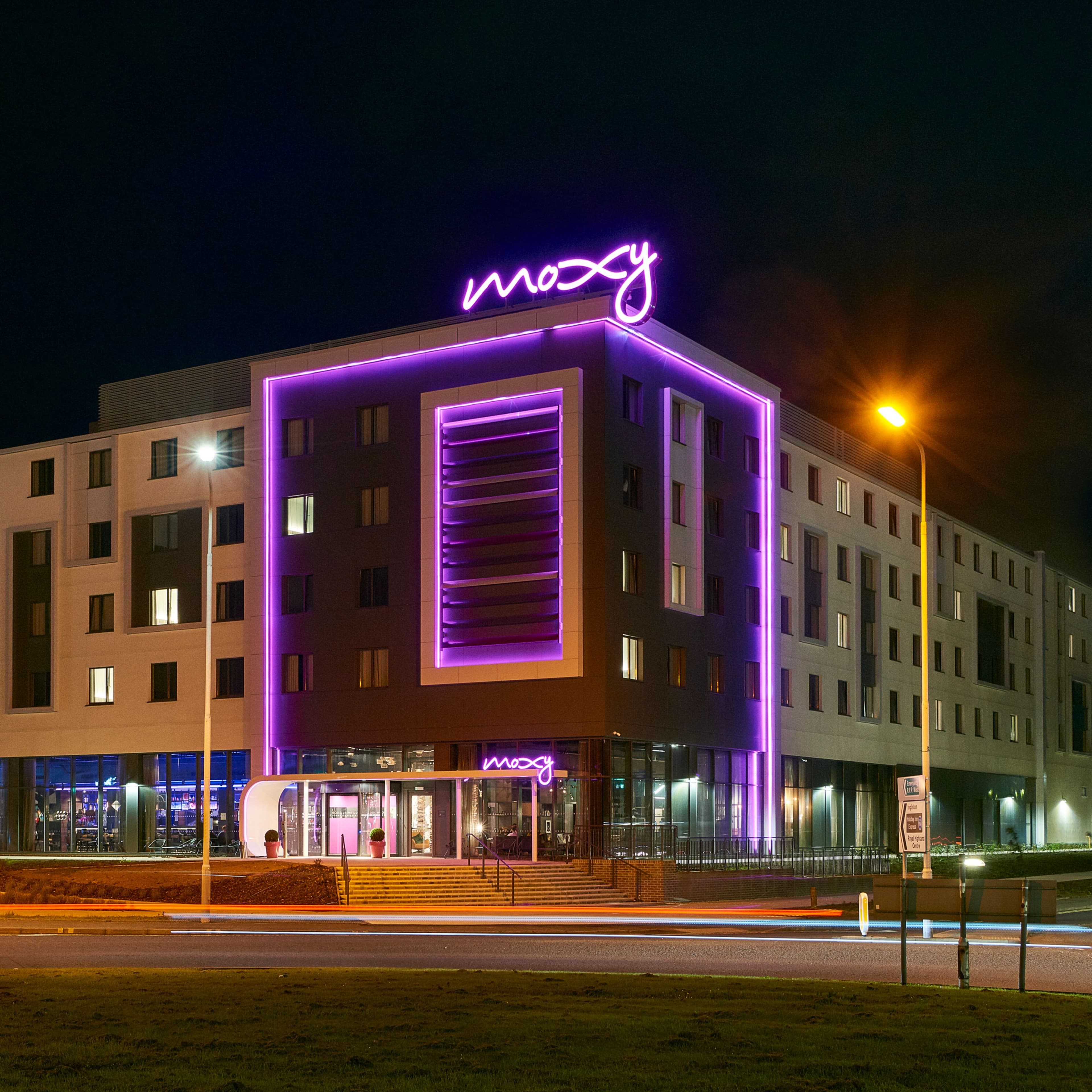 Moxy Edinburgh Airport