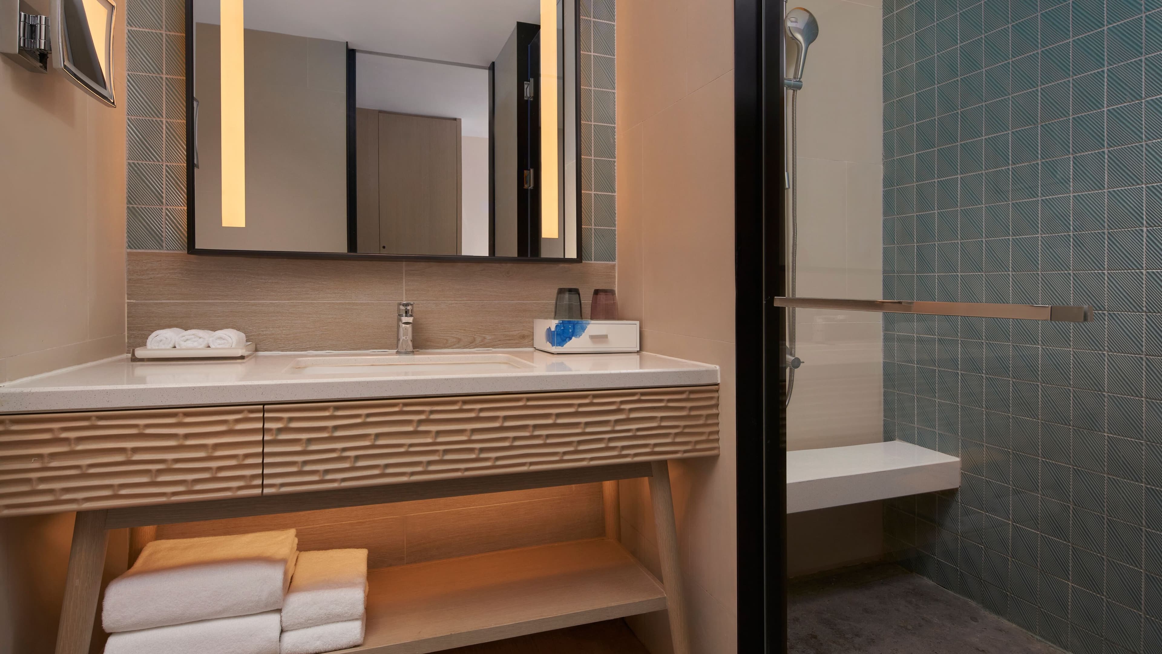 Ocean View Double - Image 4