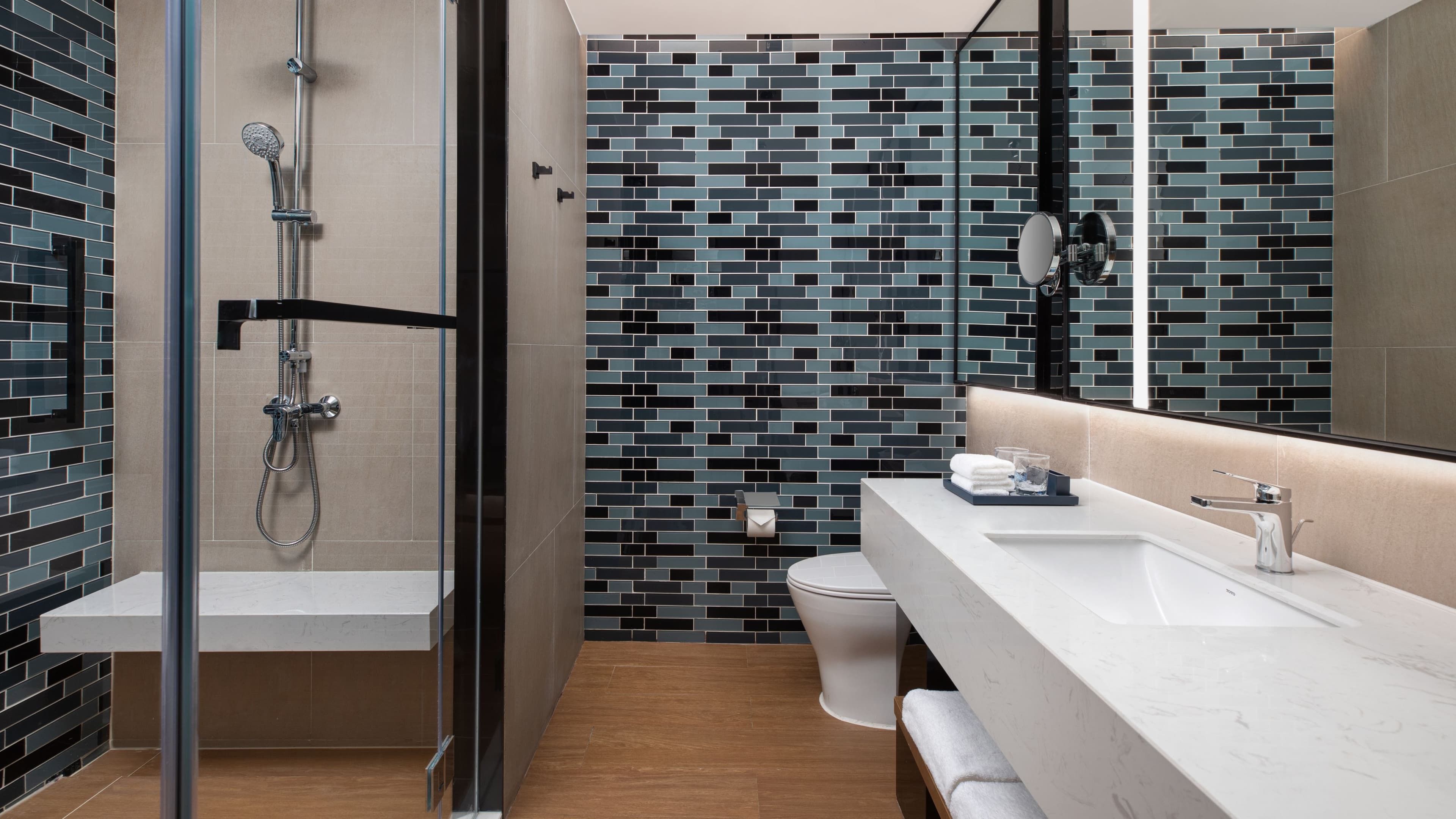 Standard Twin-bed Room - Image 2