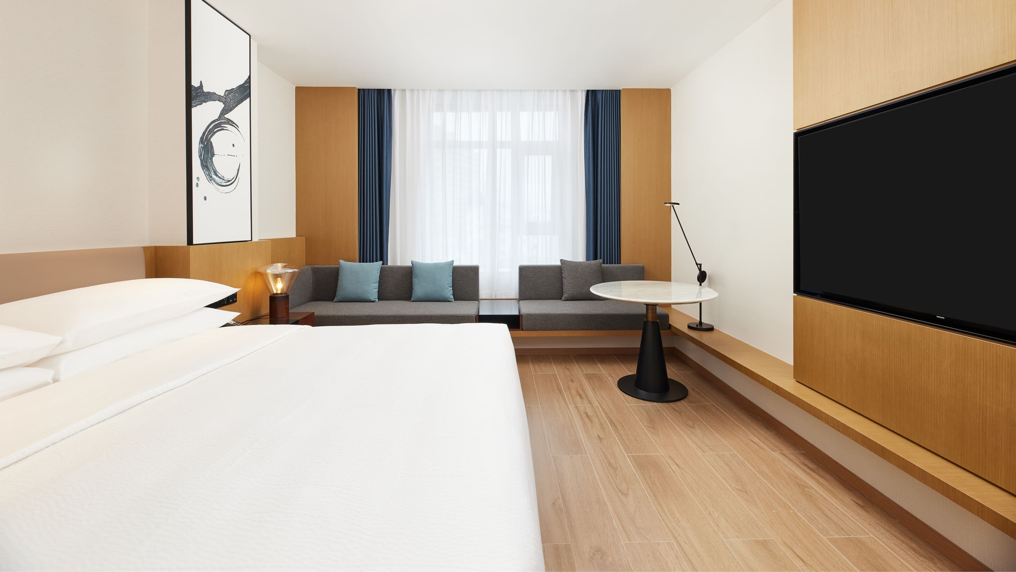 Standard King - Image 1