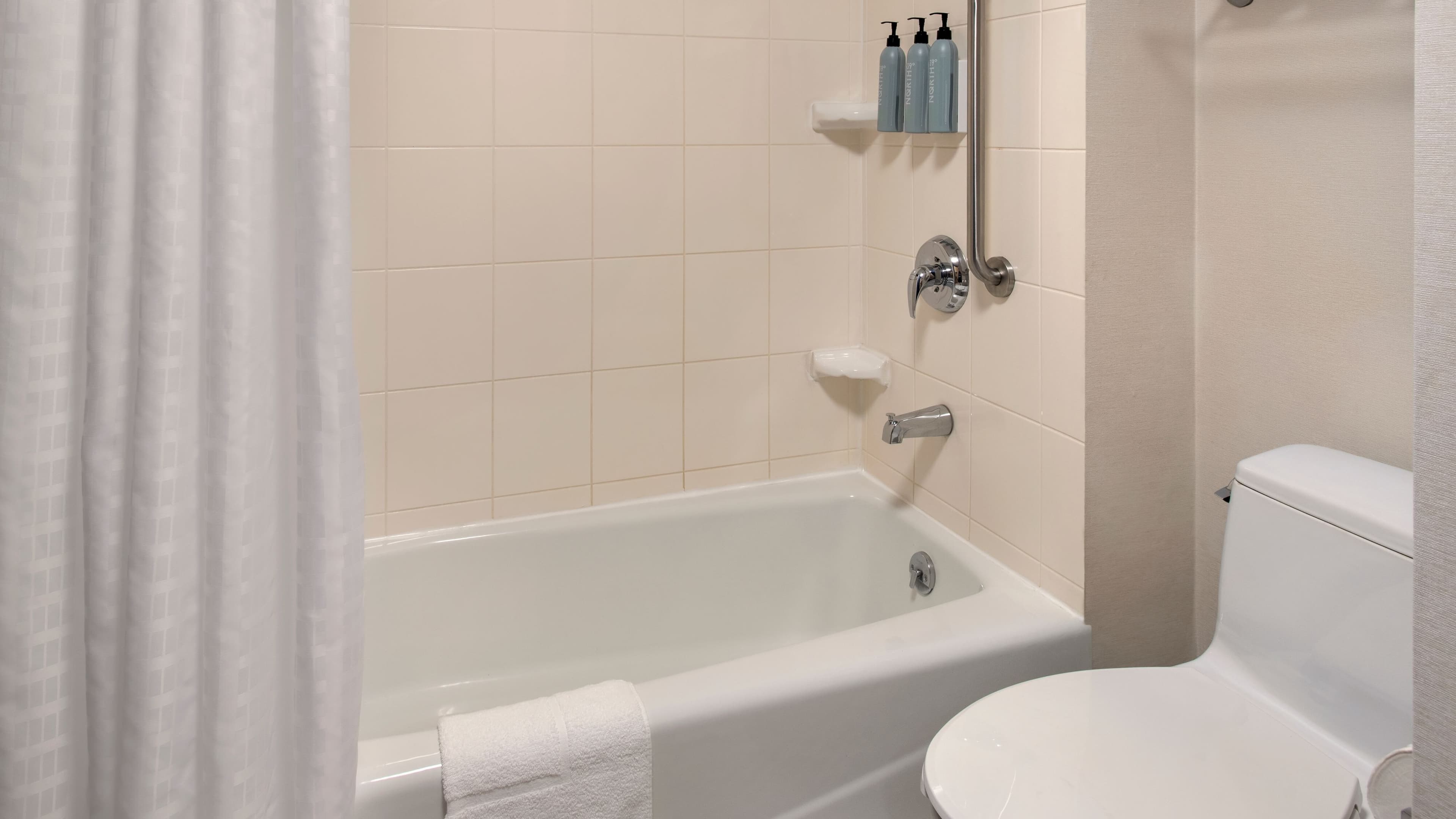 2 Double Beds - Image 4