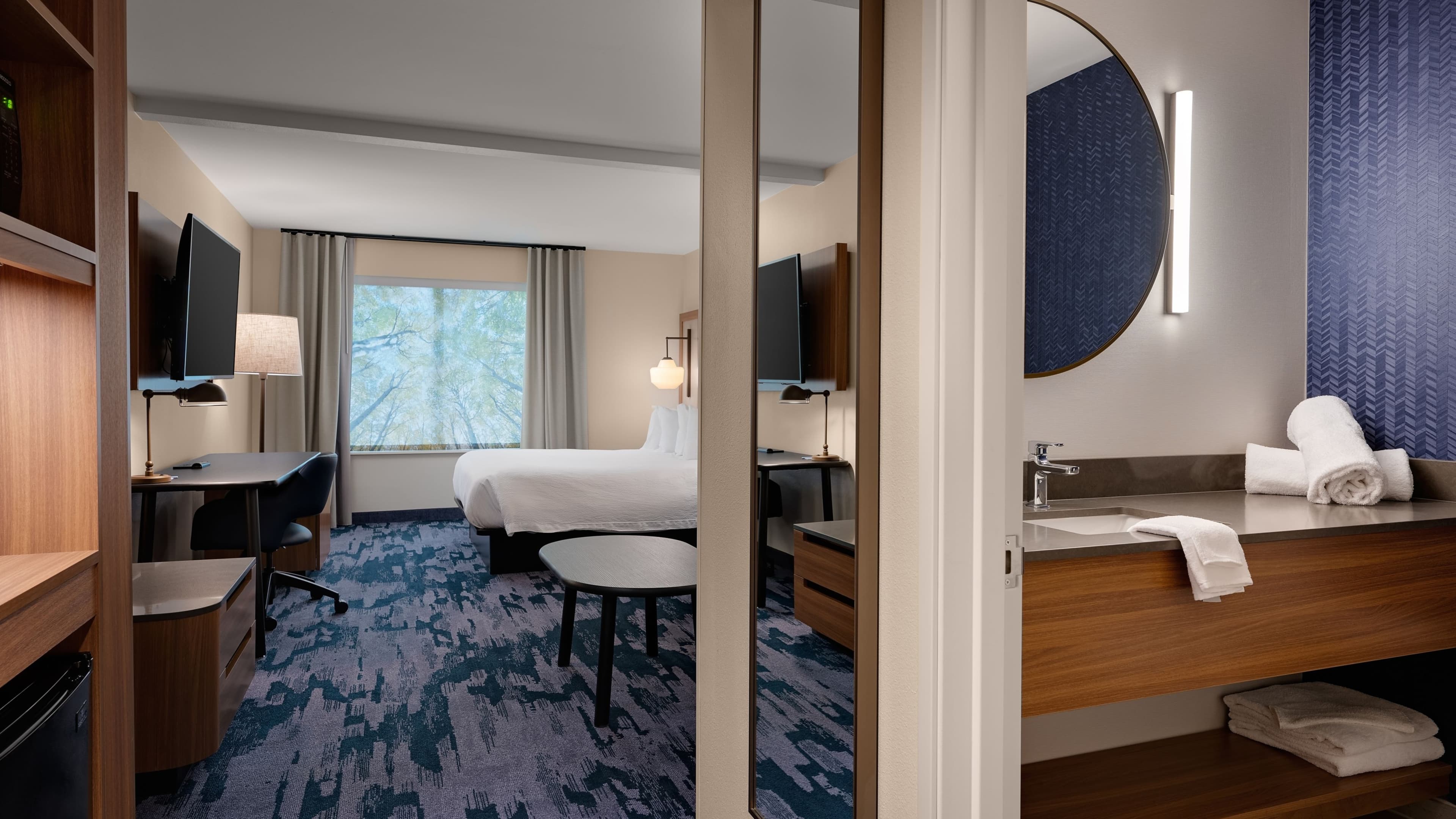 King with sofabed - Image 2