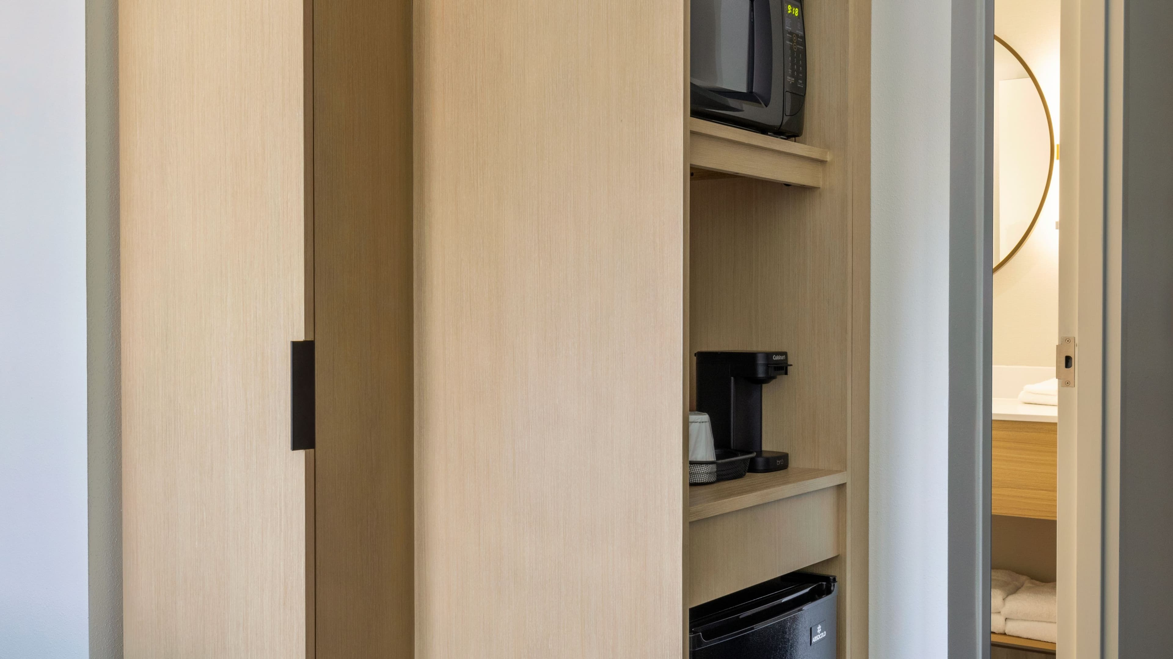 King Inland View - Image 2