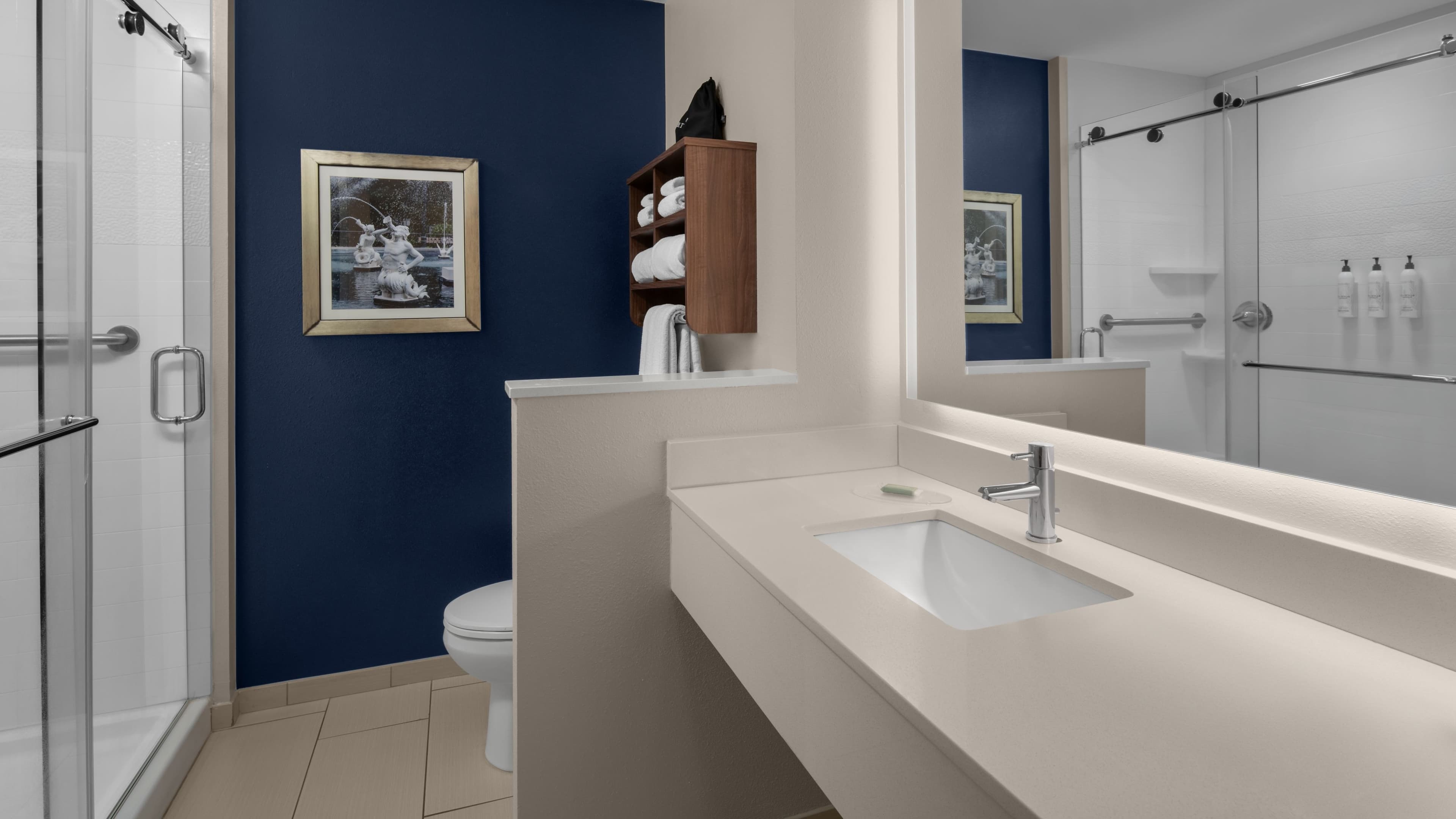 King Guest Room - Image 3