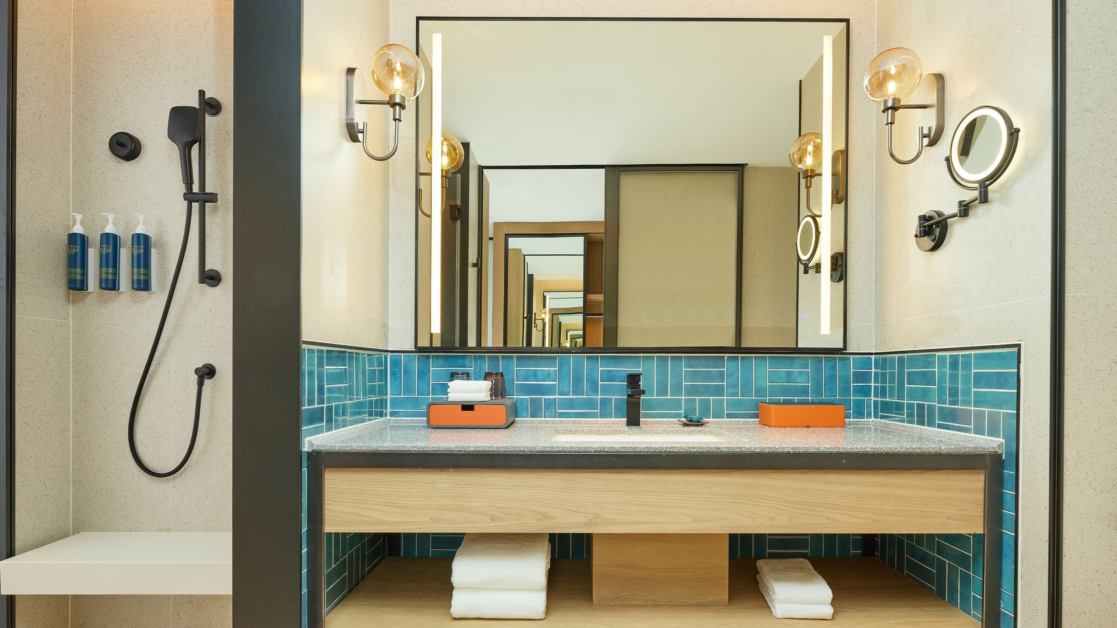 Superior King - Image 2