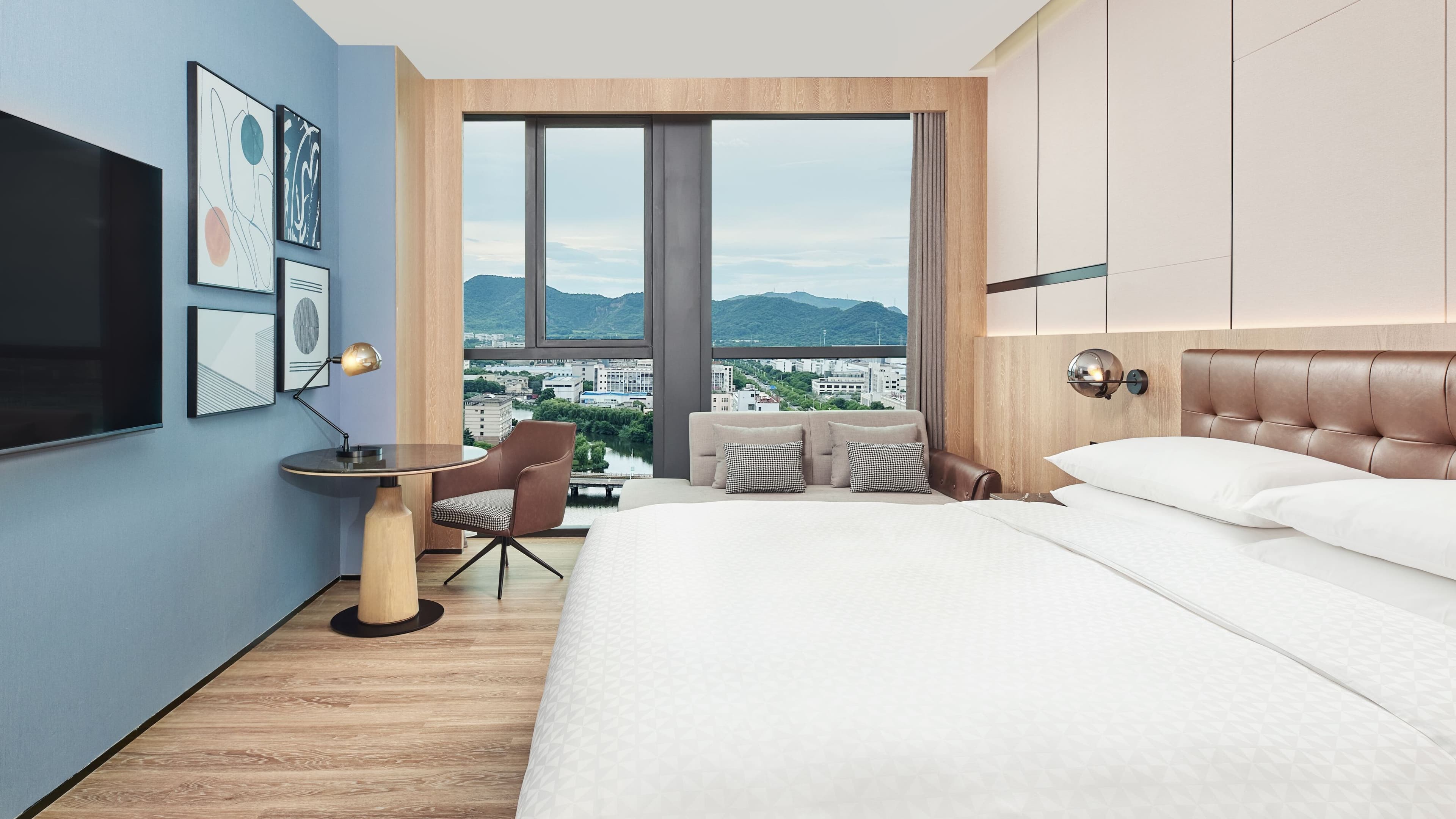 Standard King - Image 4