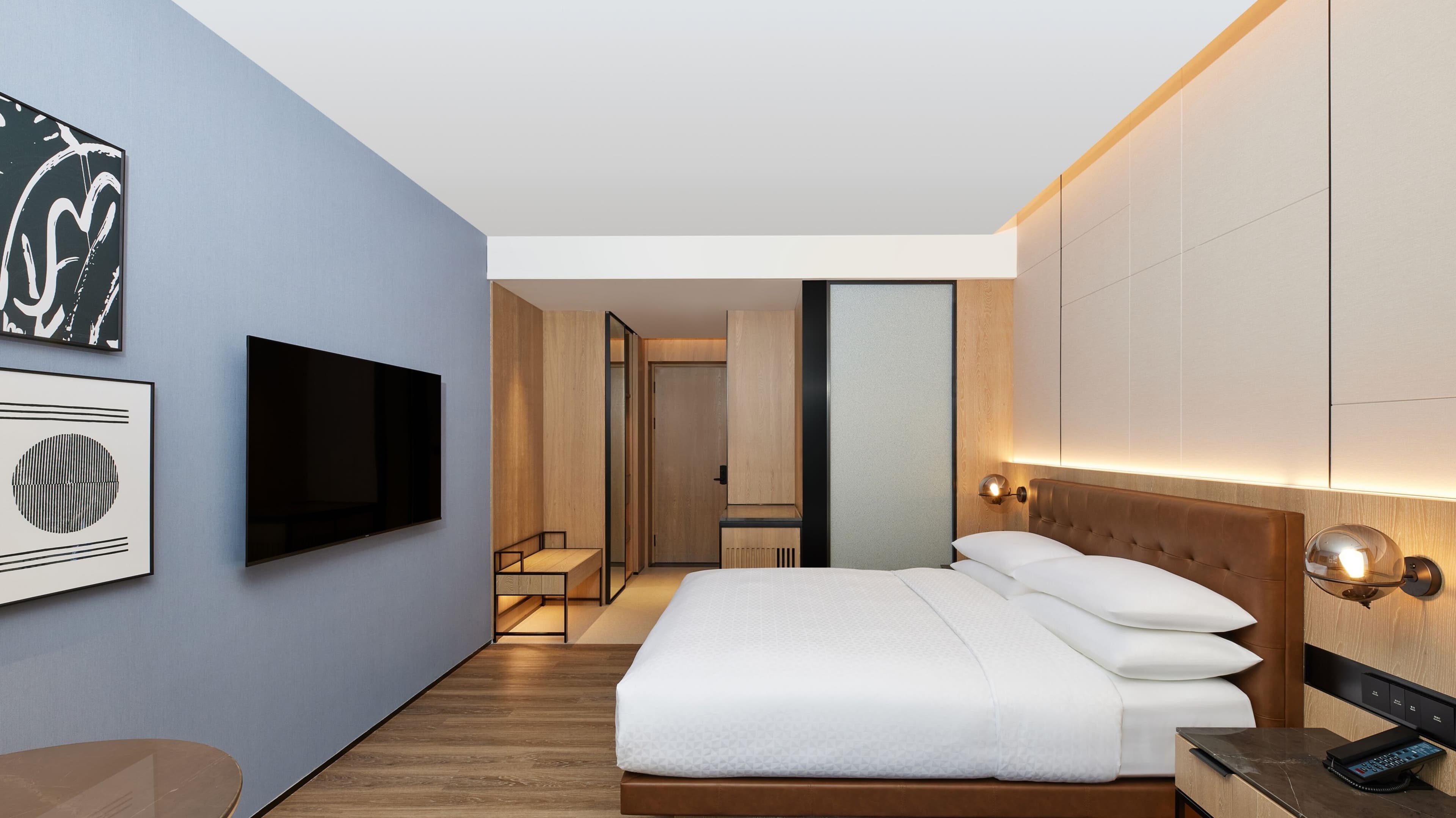 Standard King - Image 2