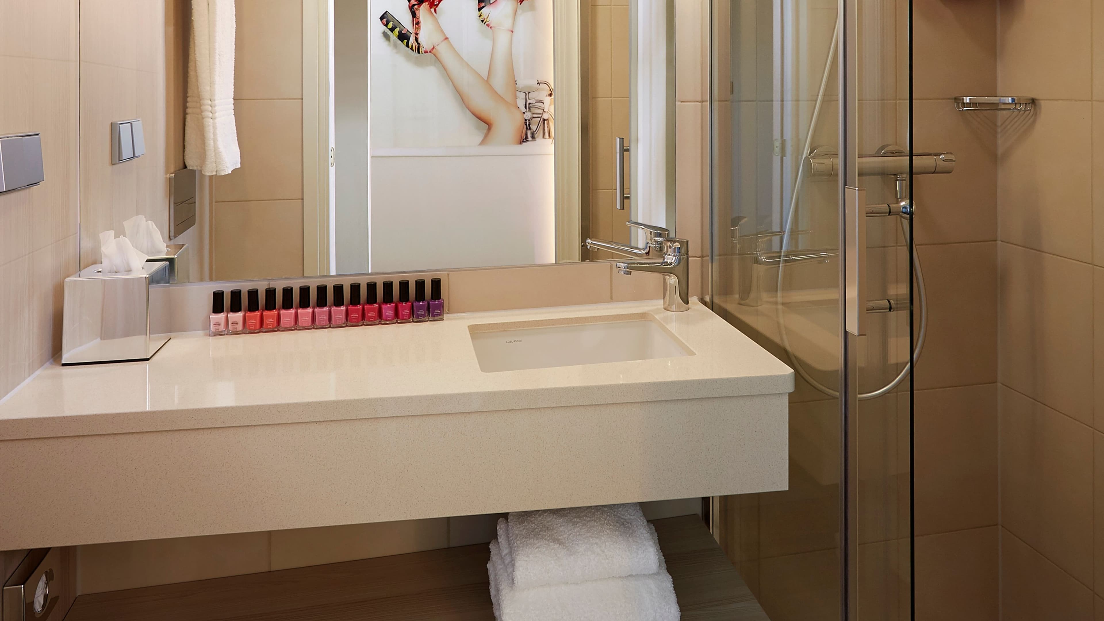 Moxy Queen Sleeper - Image 5