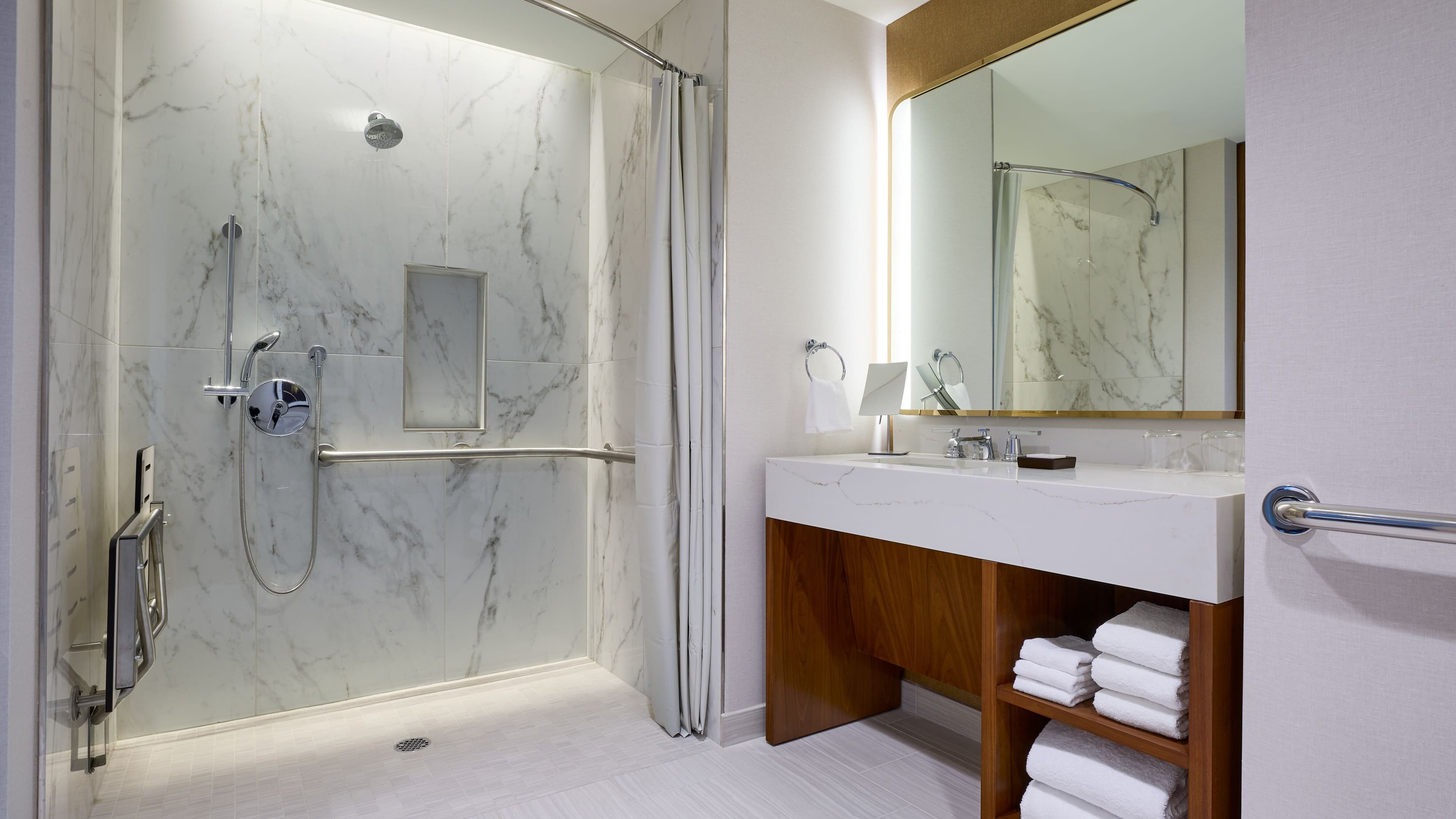 Standard King - Image 7