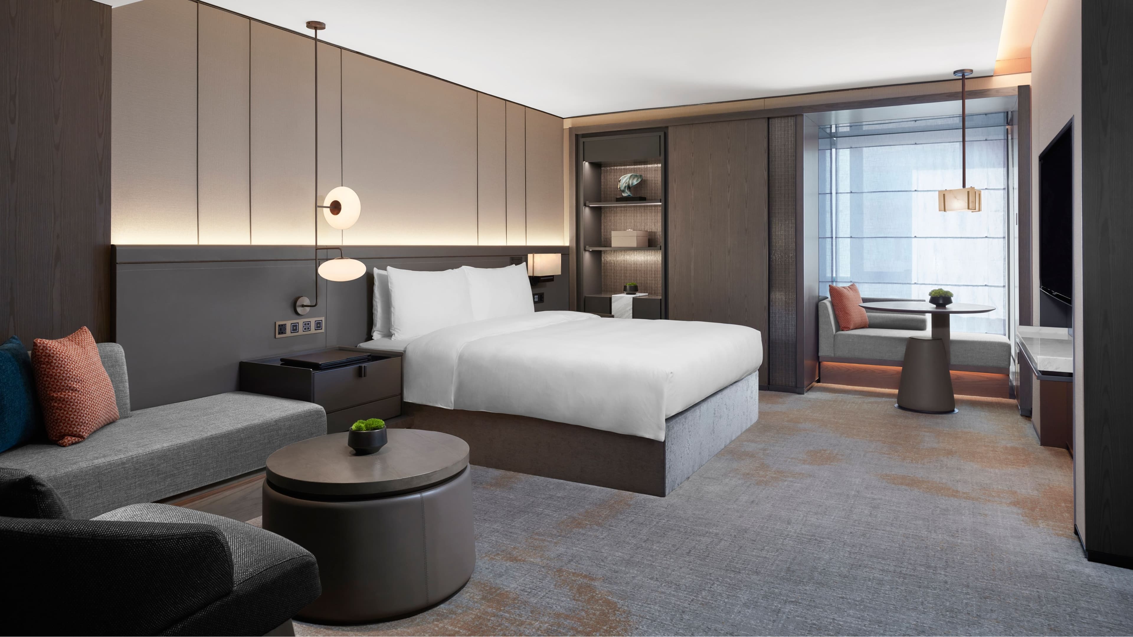 Deluxe Room - Image 2