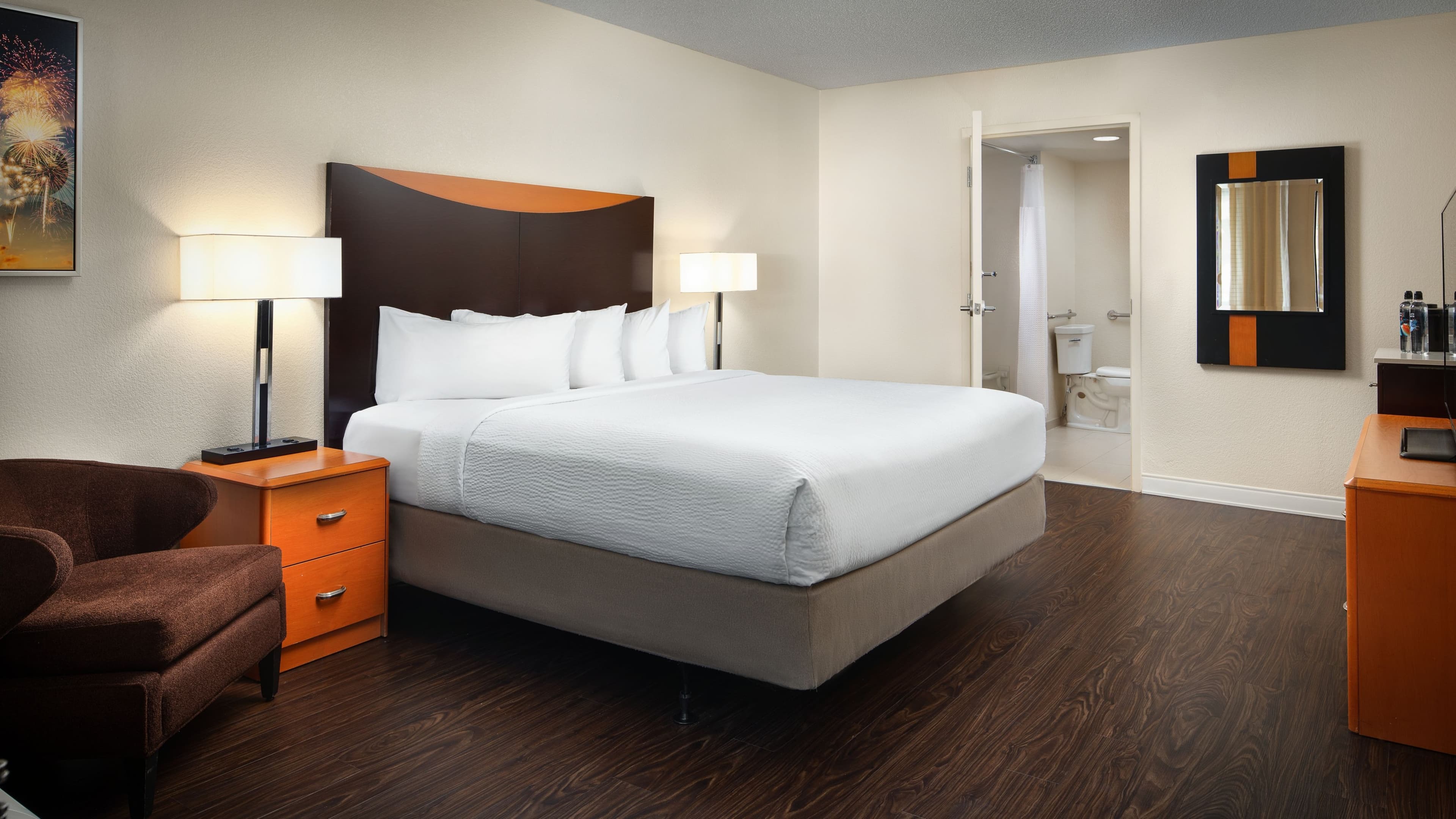 Accessible bathroom - Image 1