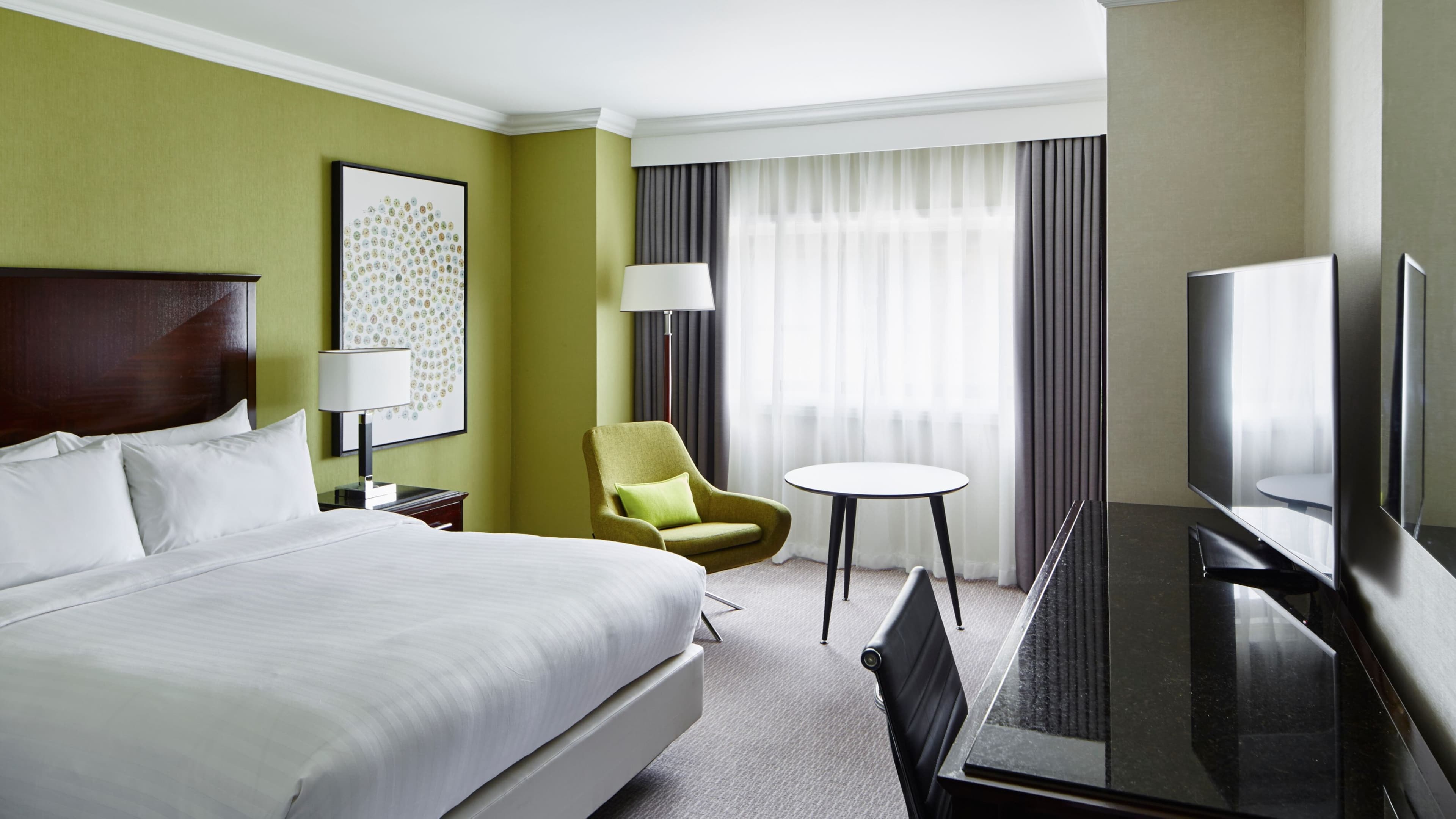 Deluxe Room - Image 1