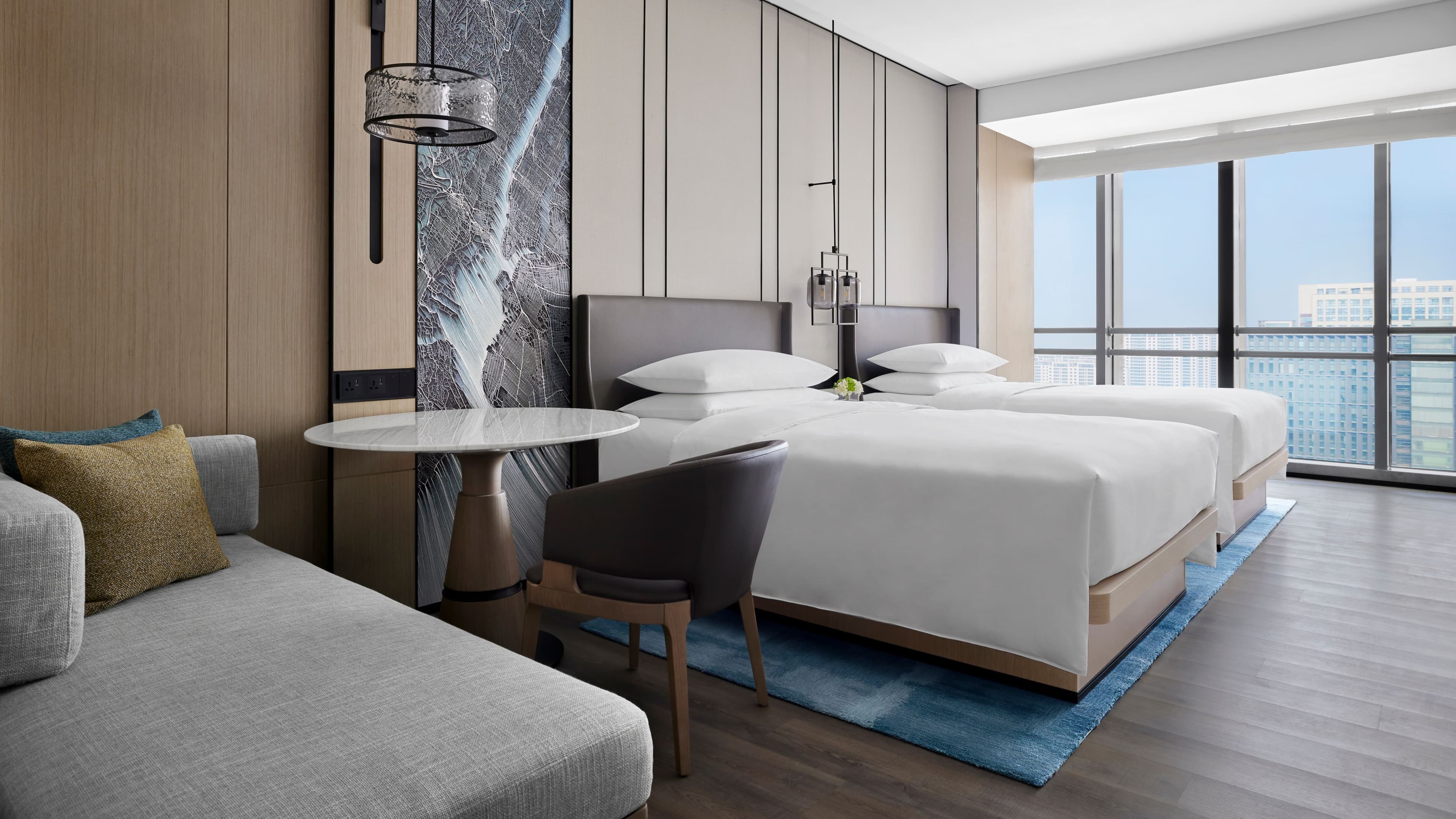 Deluxe Double - Image 1