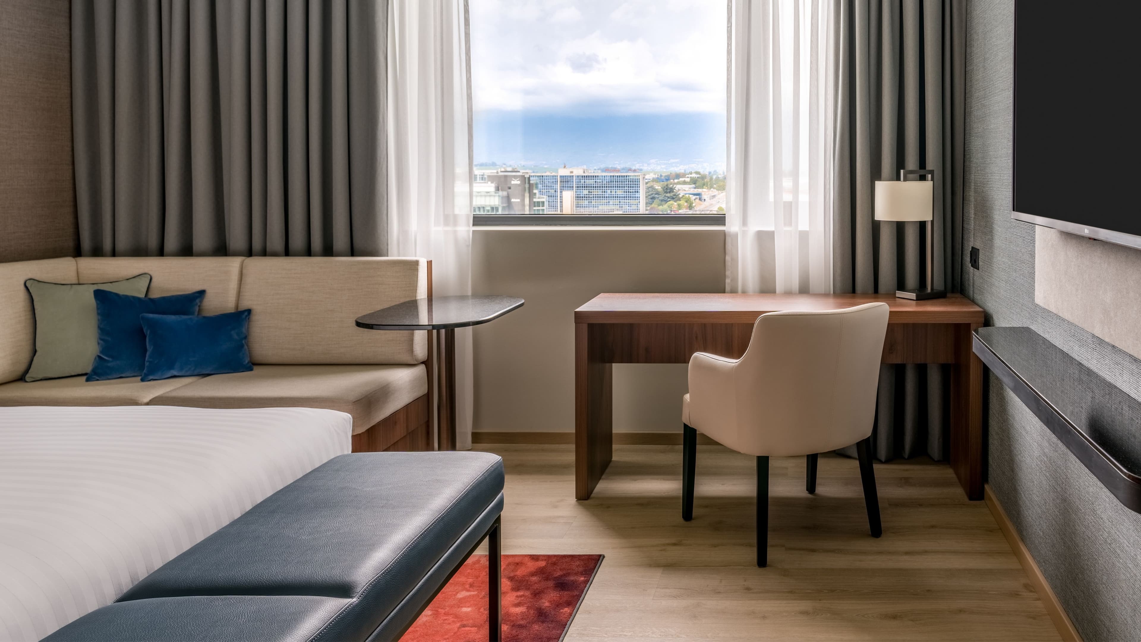 Deluxe Guest room - Image 2