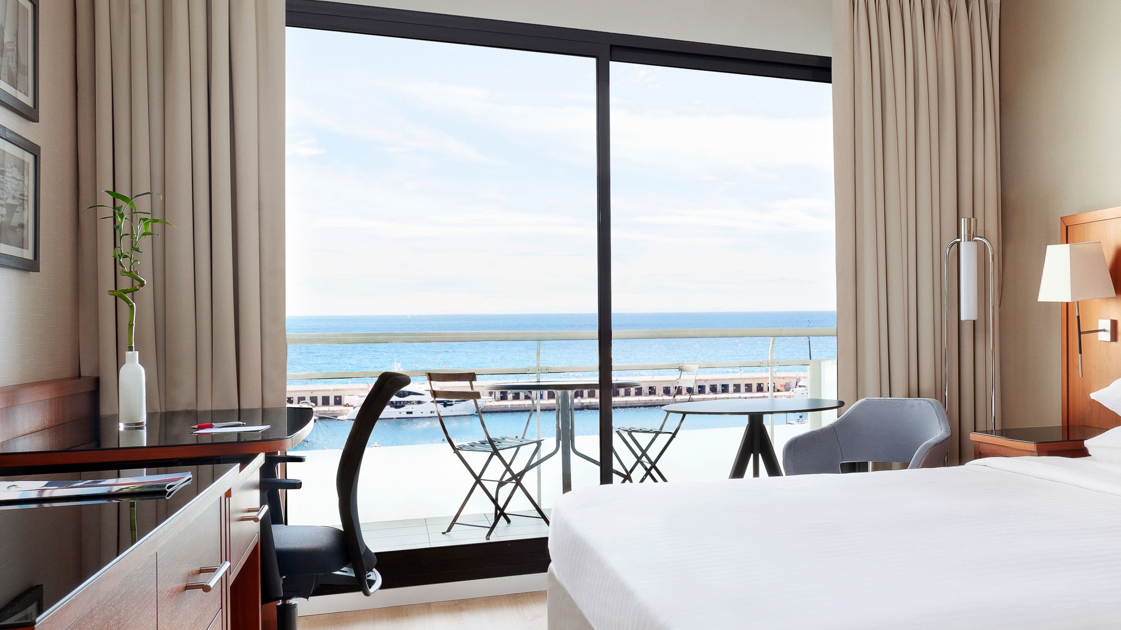 Superior Sea view - Image 5