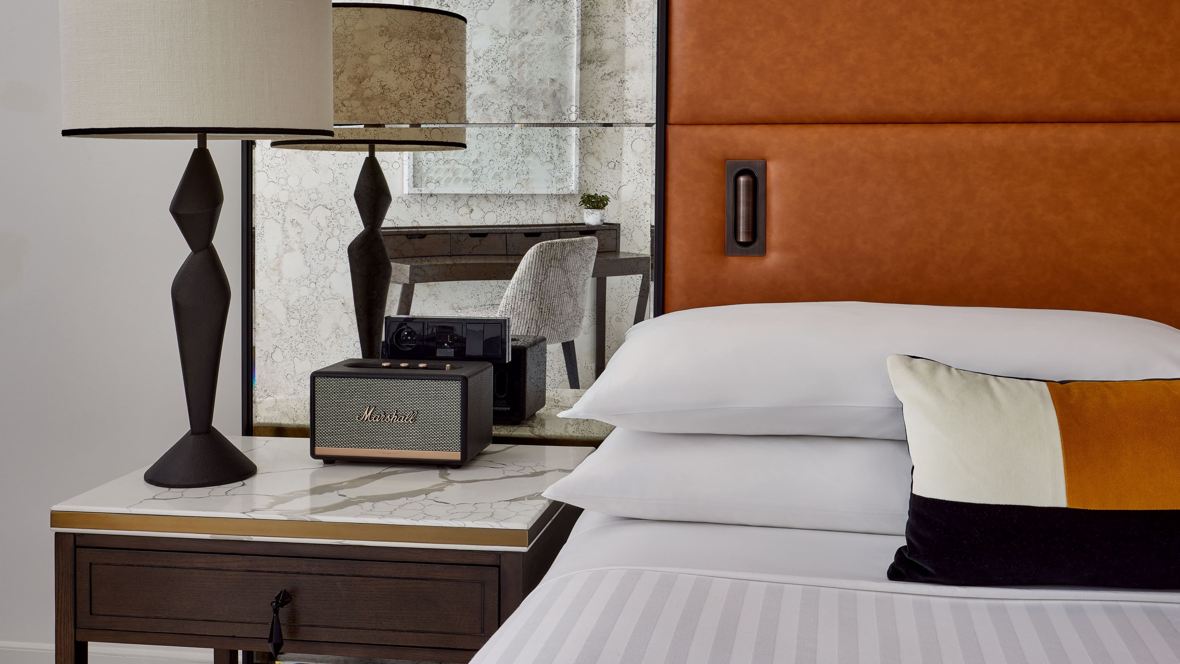 Deluxe King - Image 3