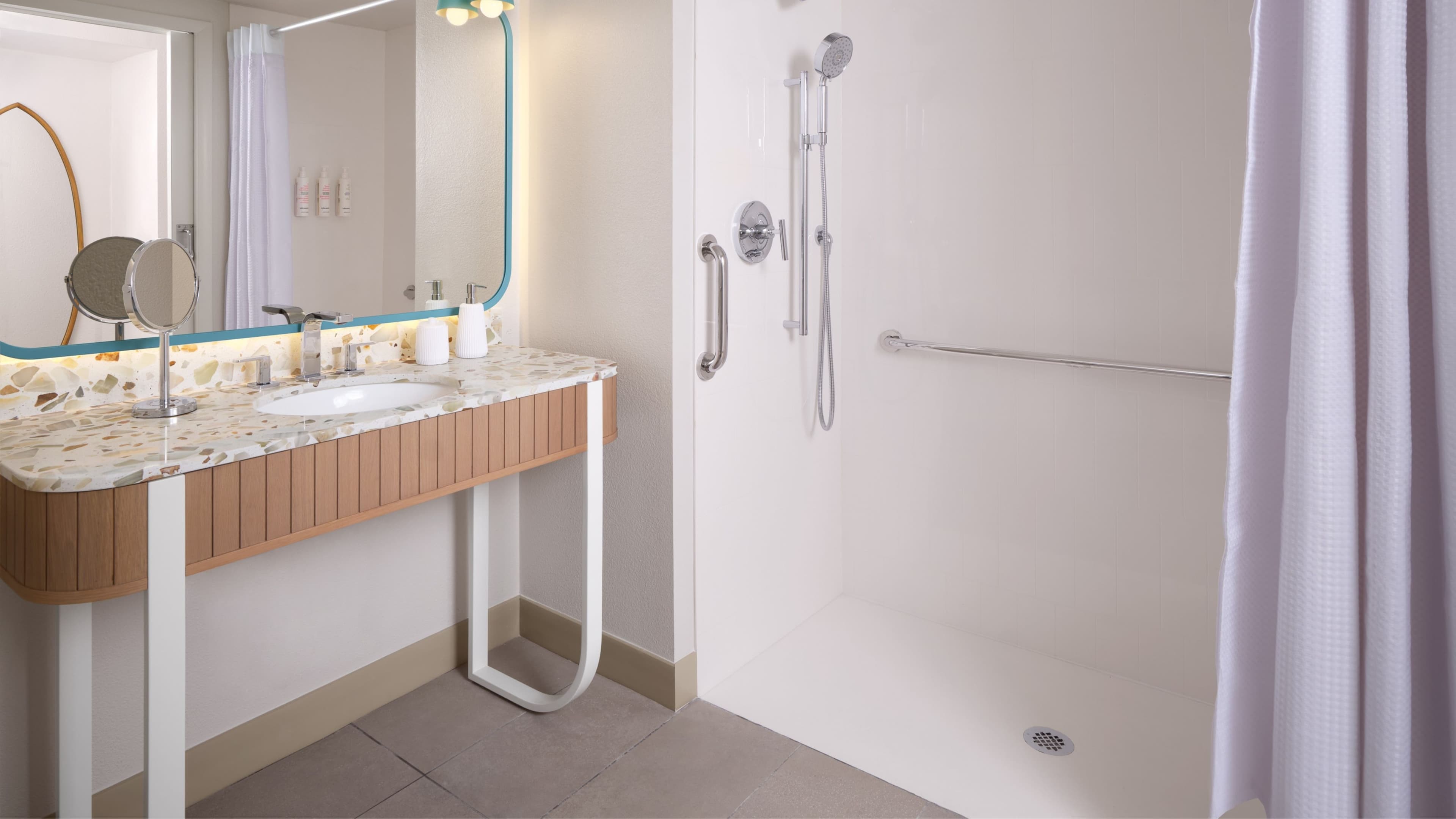 Main Resort - Image 5