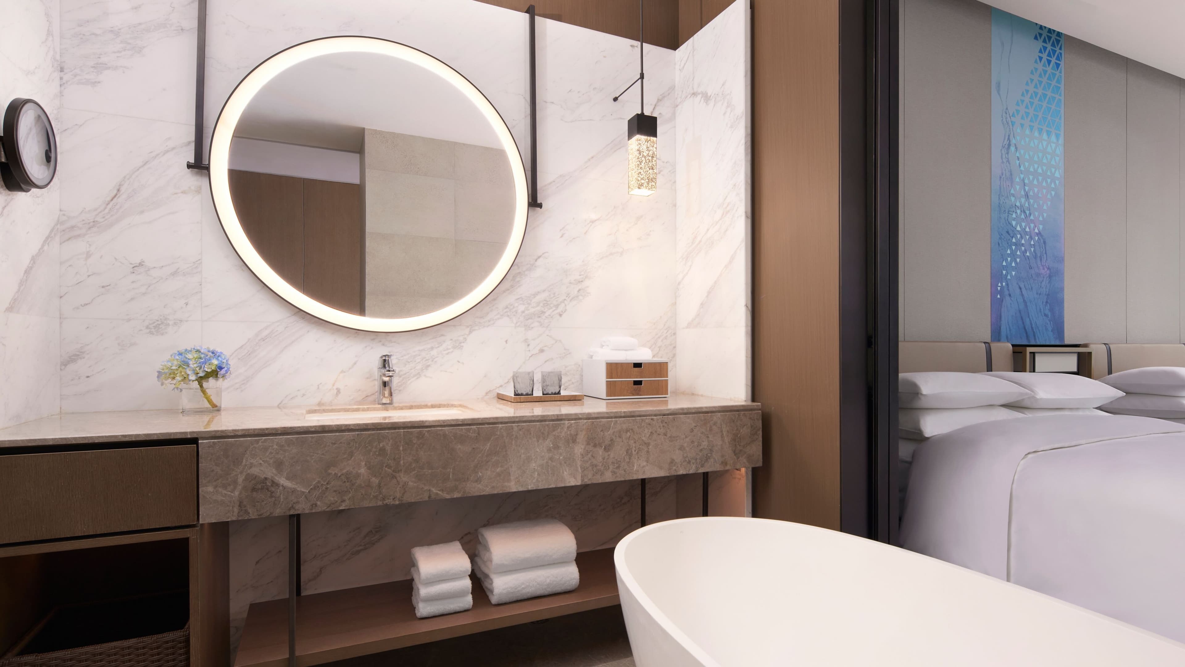 Deluxe Guest room - Image 1