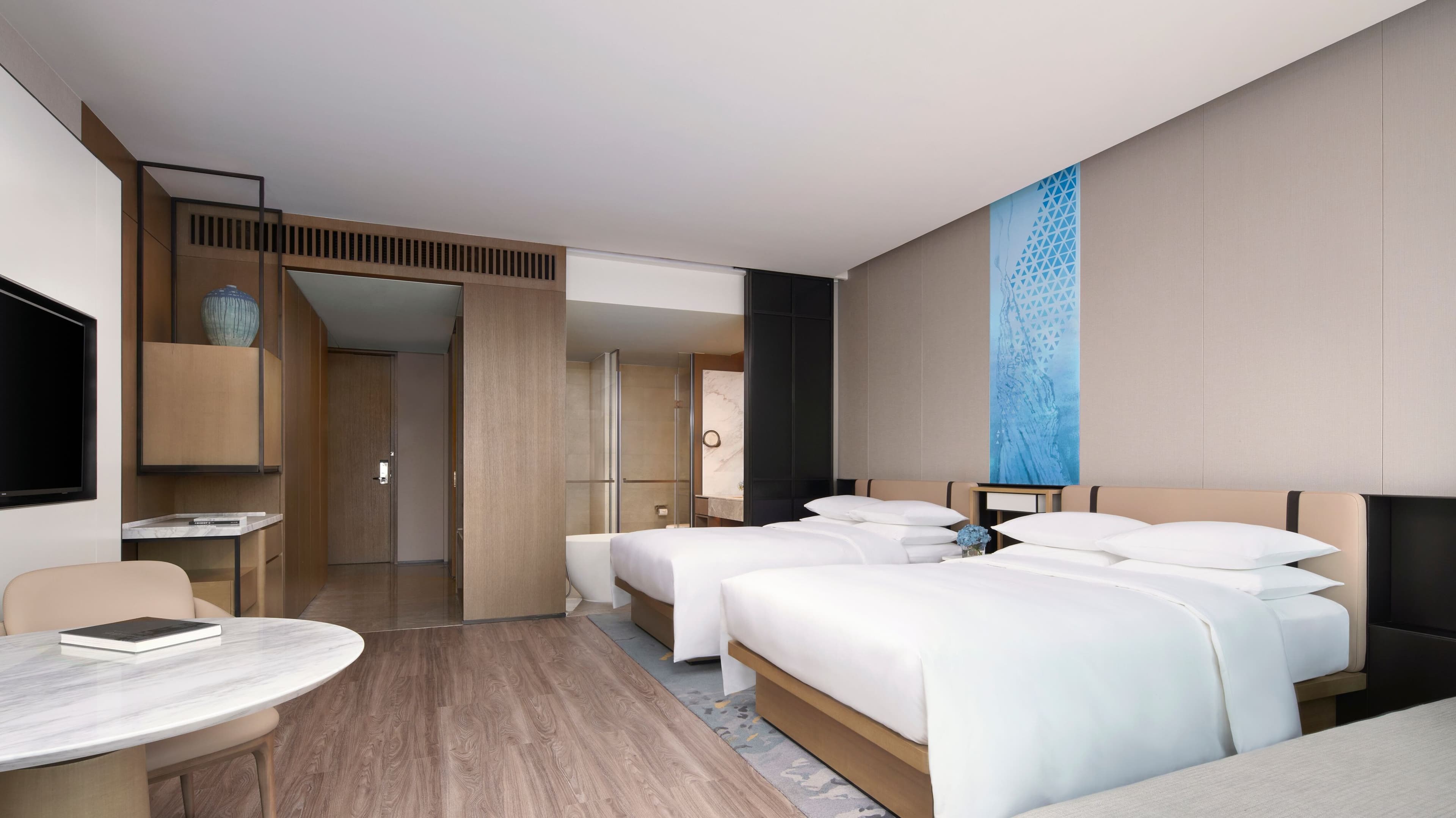 Deluxe Guest room - Image 2