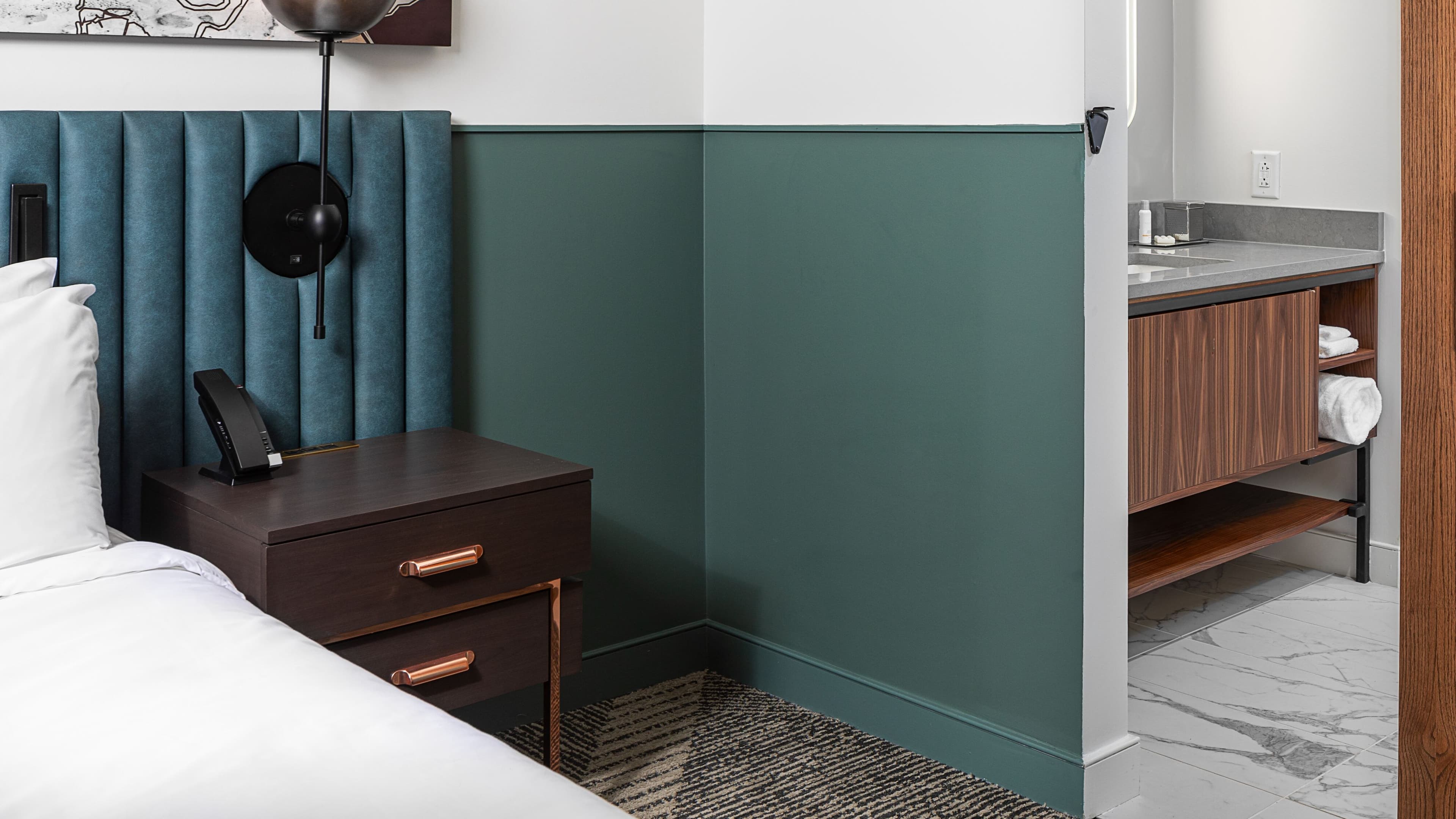 Guestroom One King Bed - Image 6