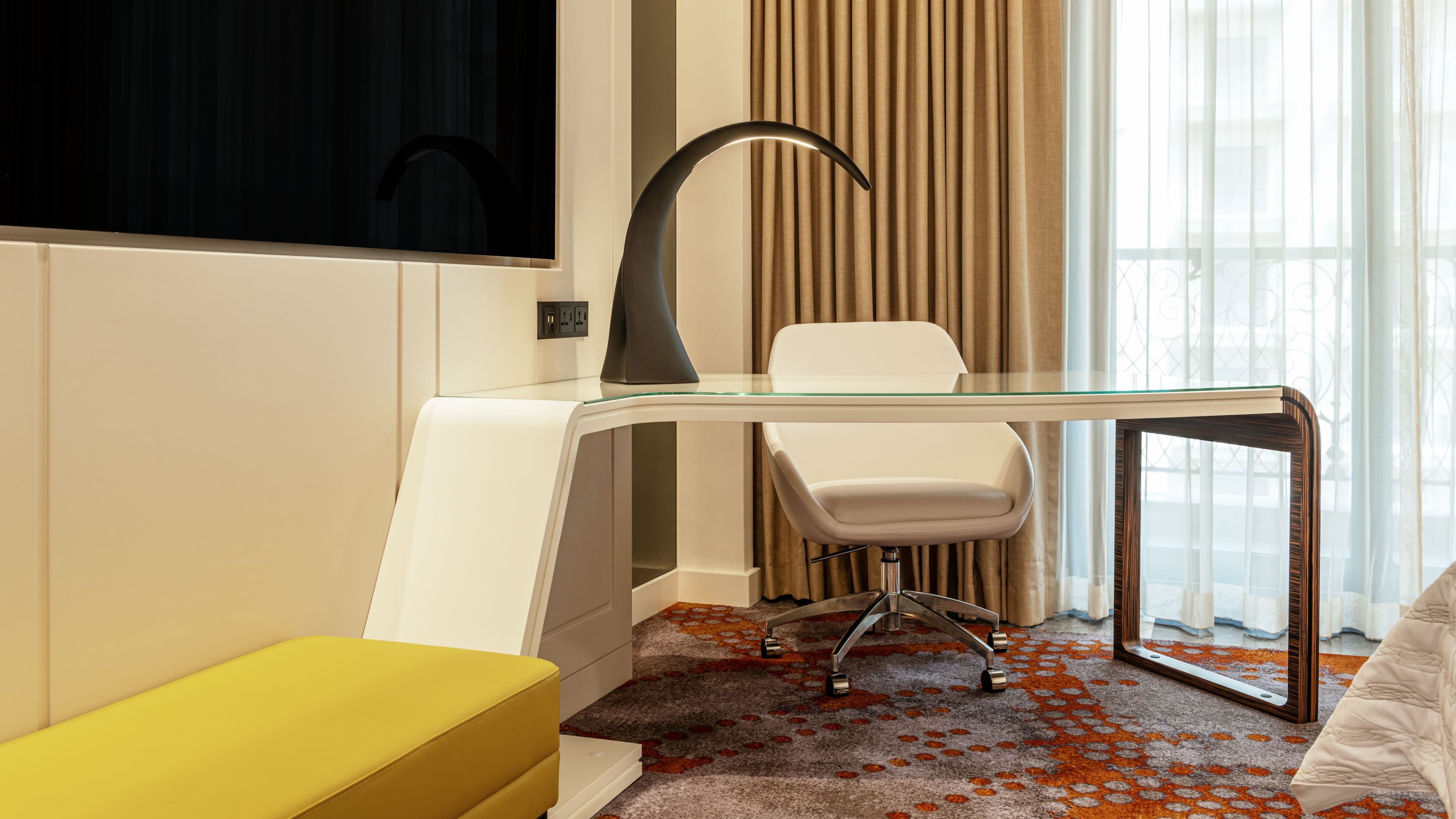 Deluxe Guest room - Image 2