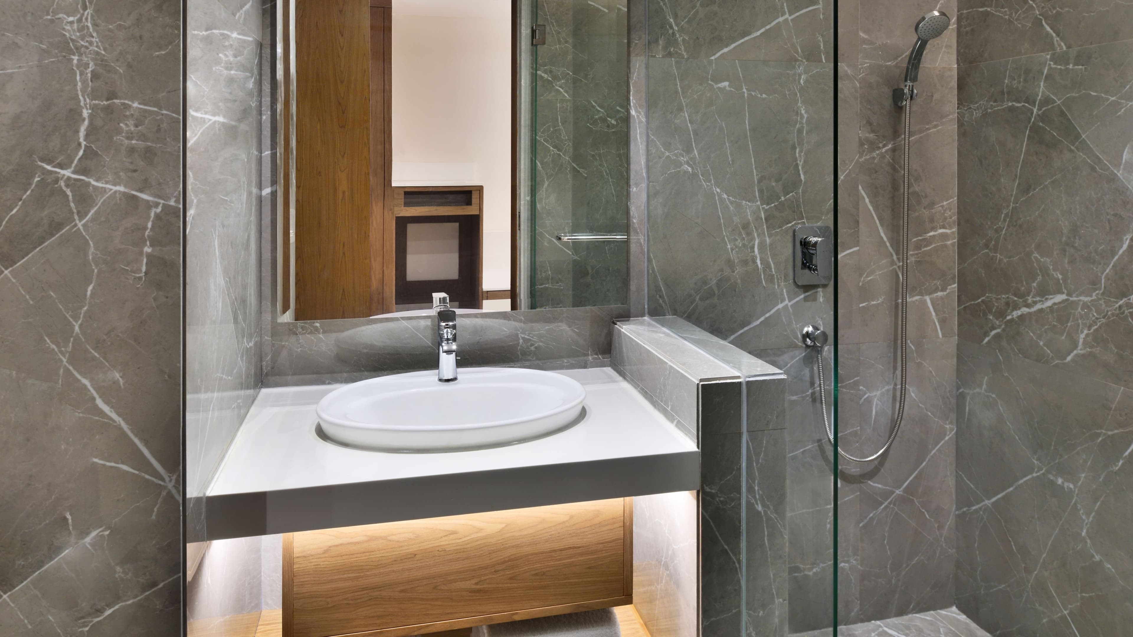 Deluxe Guest room - Image 2