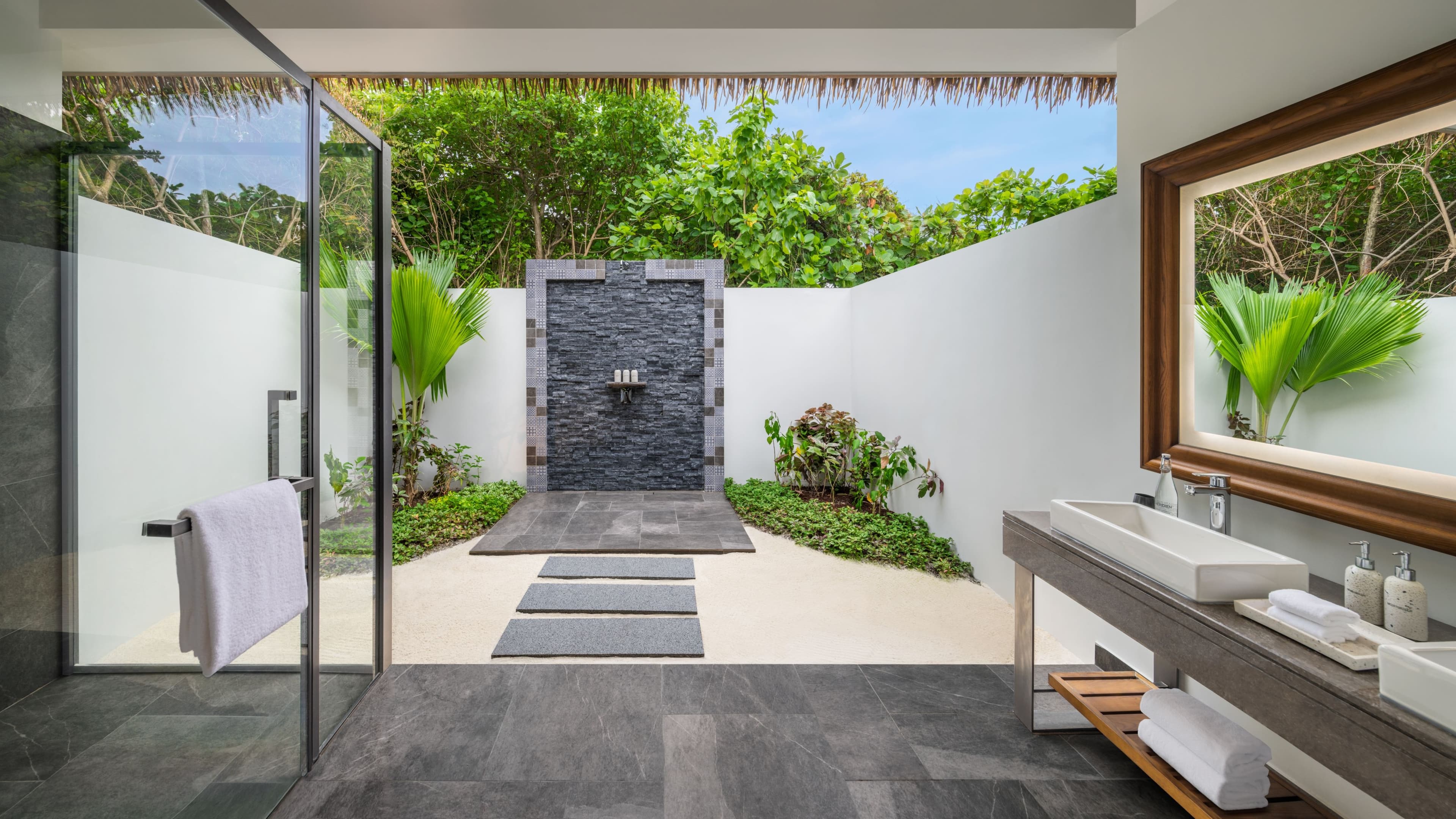 Beach Villa - Image 9