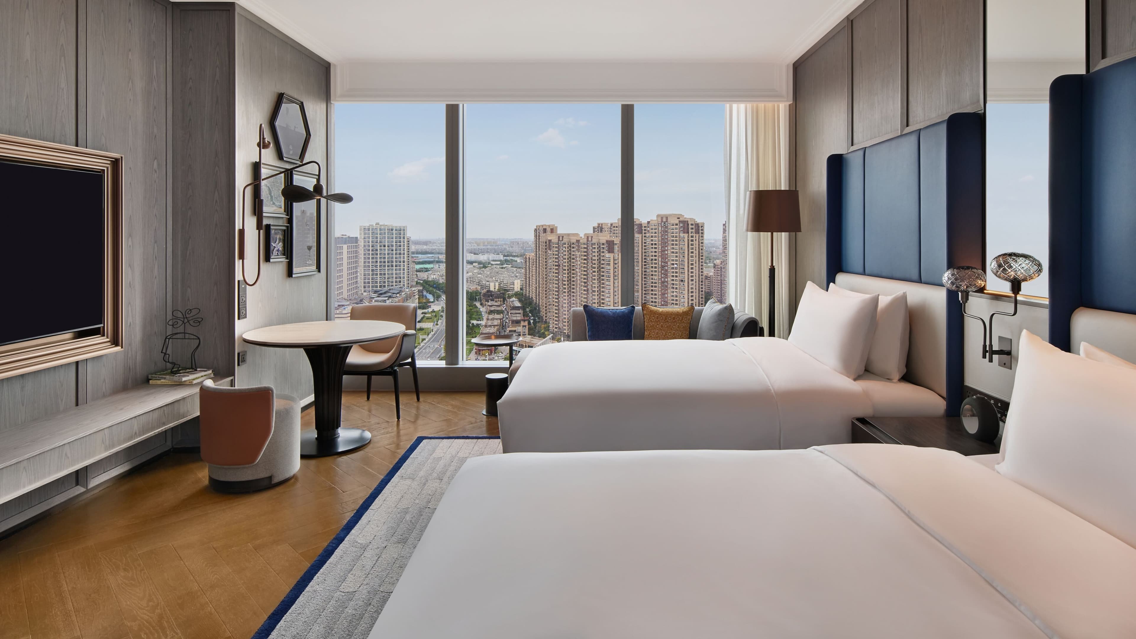 Deluxe City View Room - Image 1