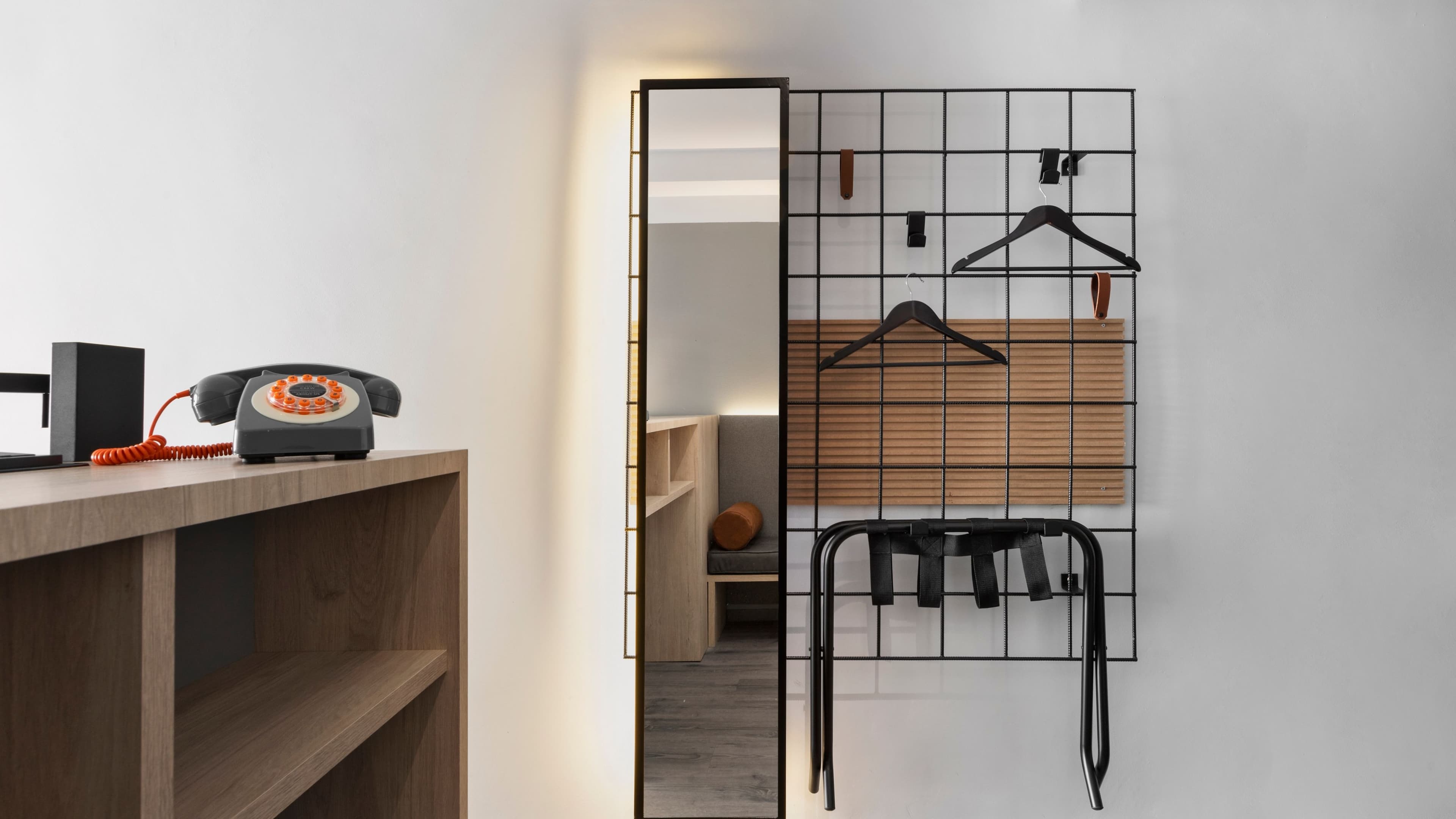 Moxy Sleeper - Image 8