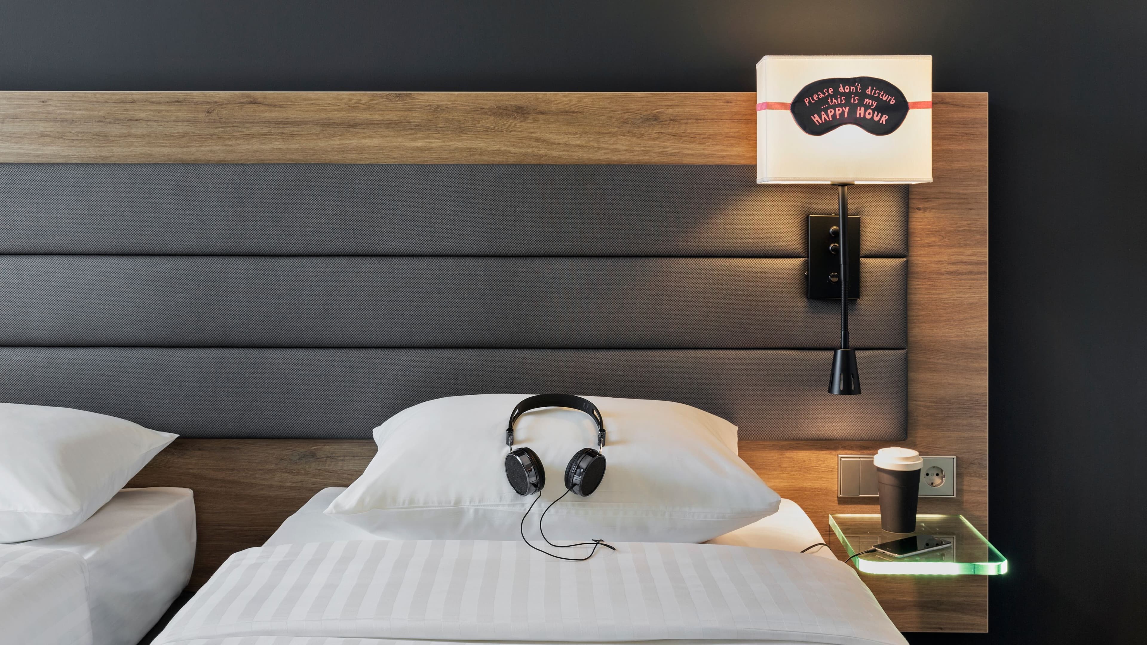 Moxy Twin Sleeper - Image 3