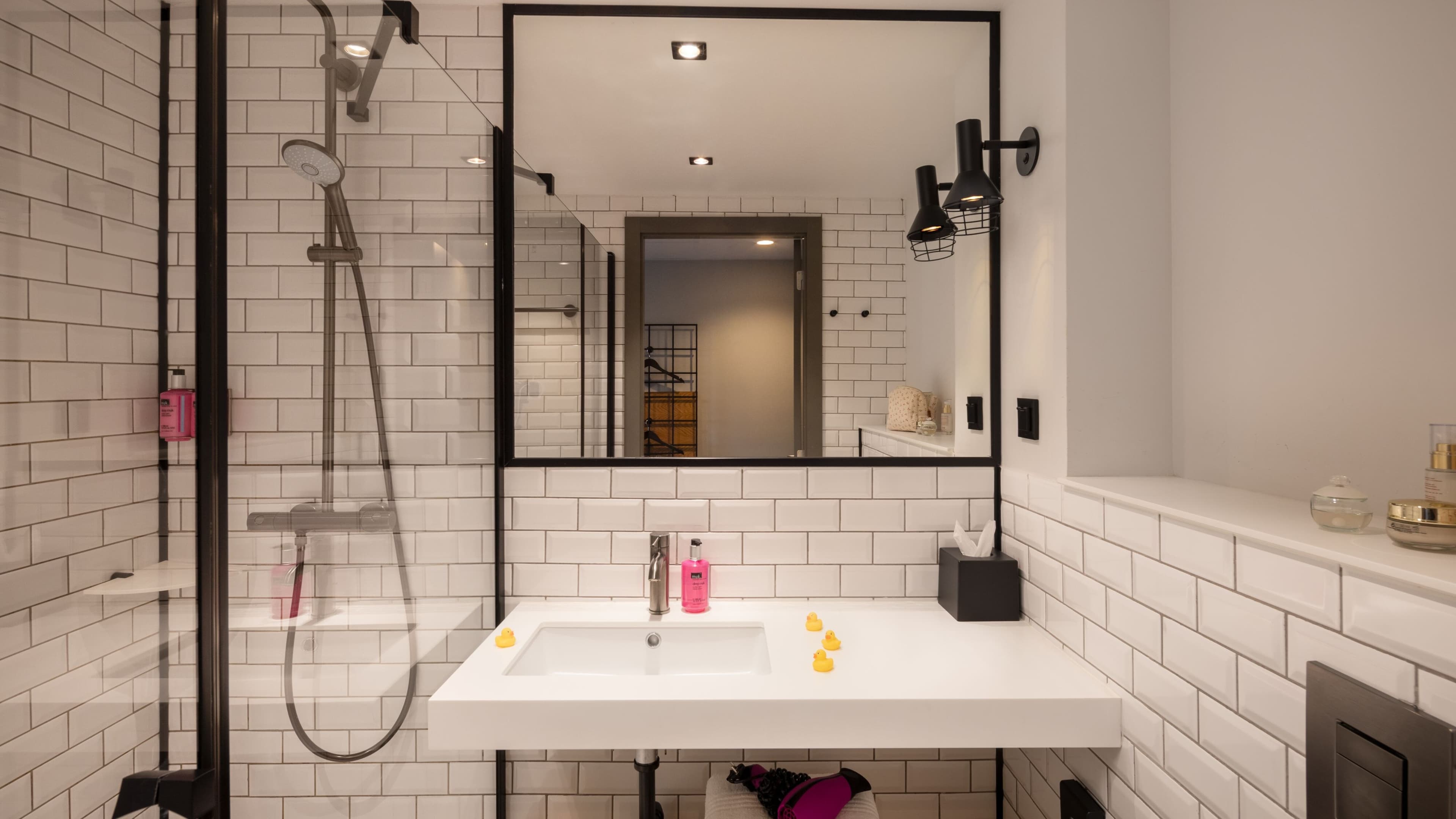 Cozy Sleeper - Image 11