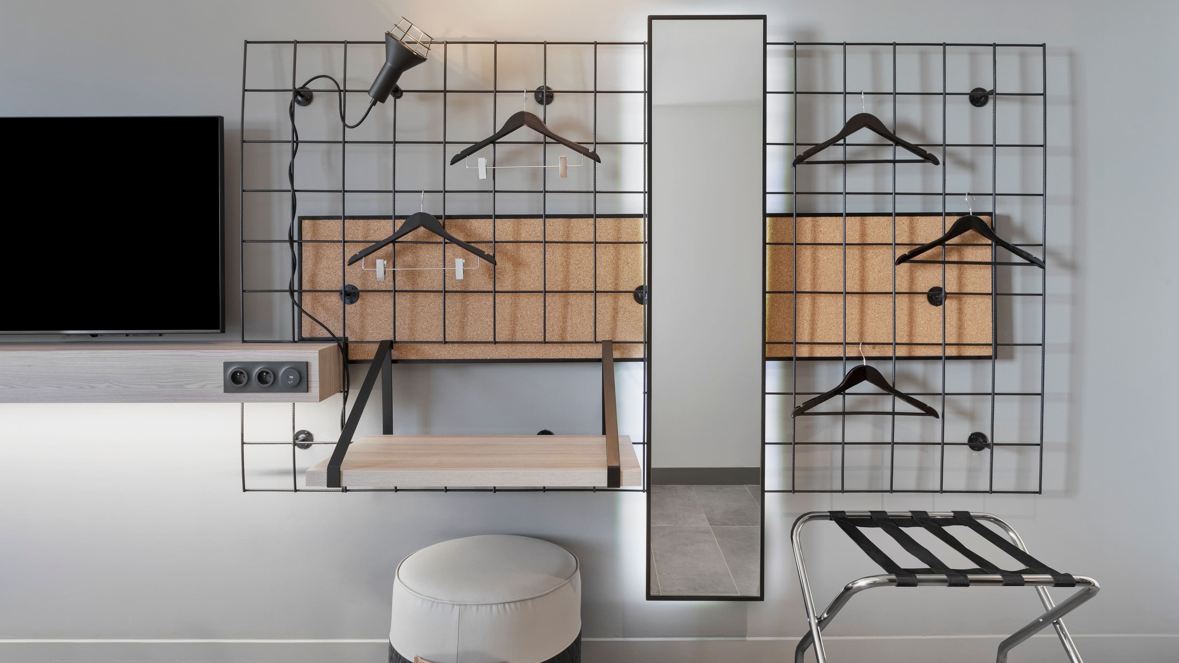 Moxy Sleeper Balcony - Image 3