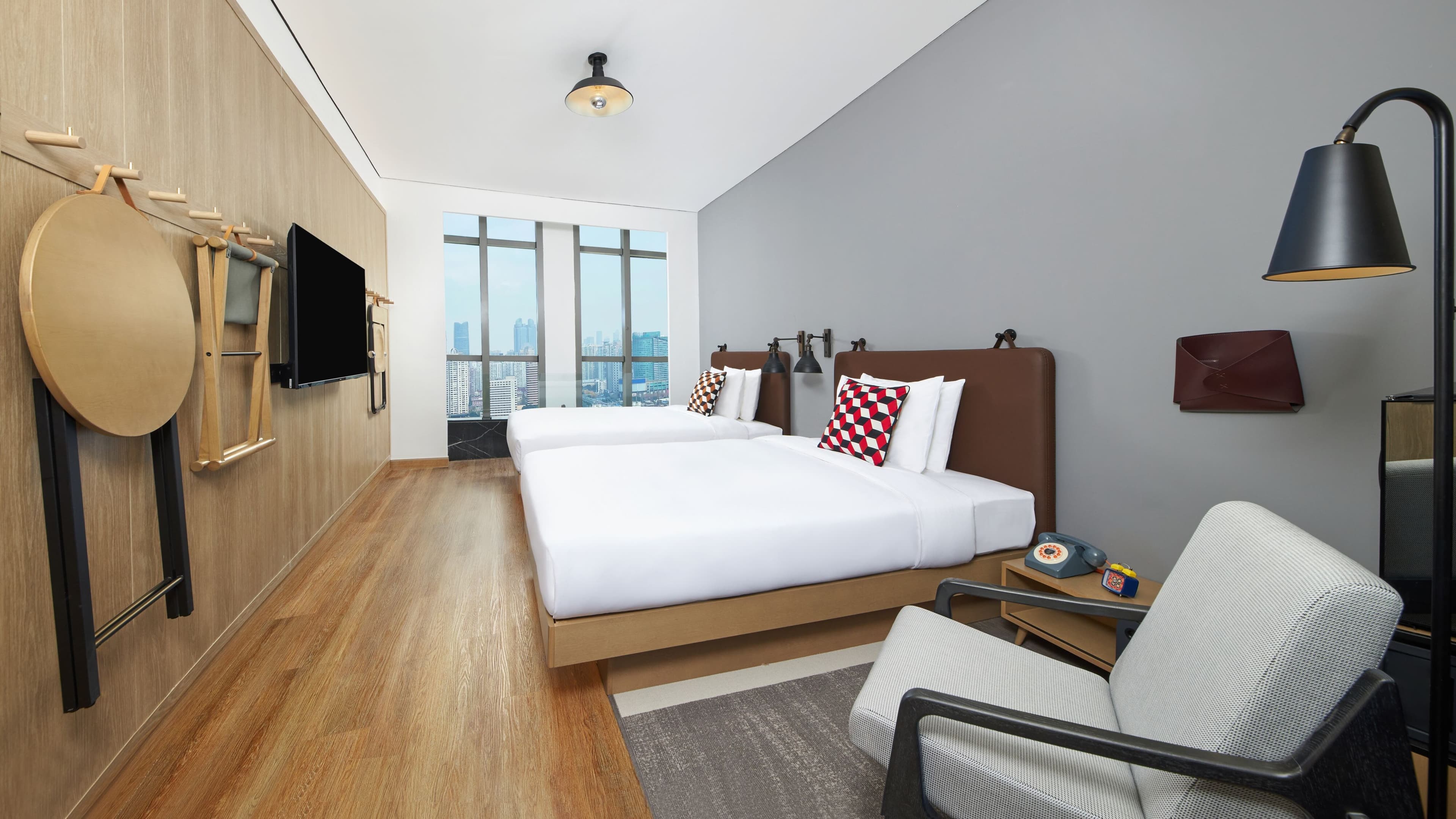 Standard Double - Image 1