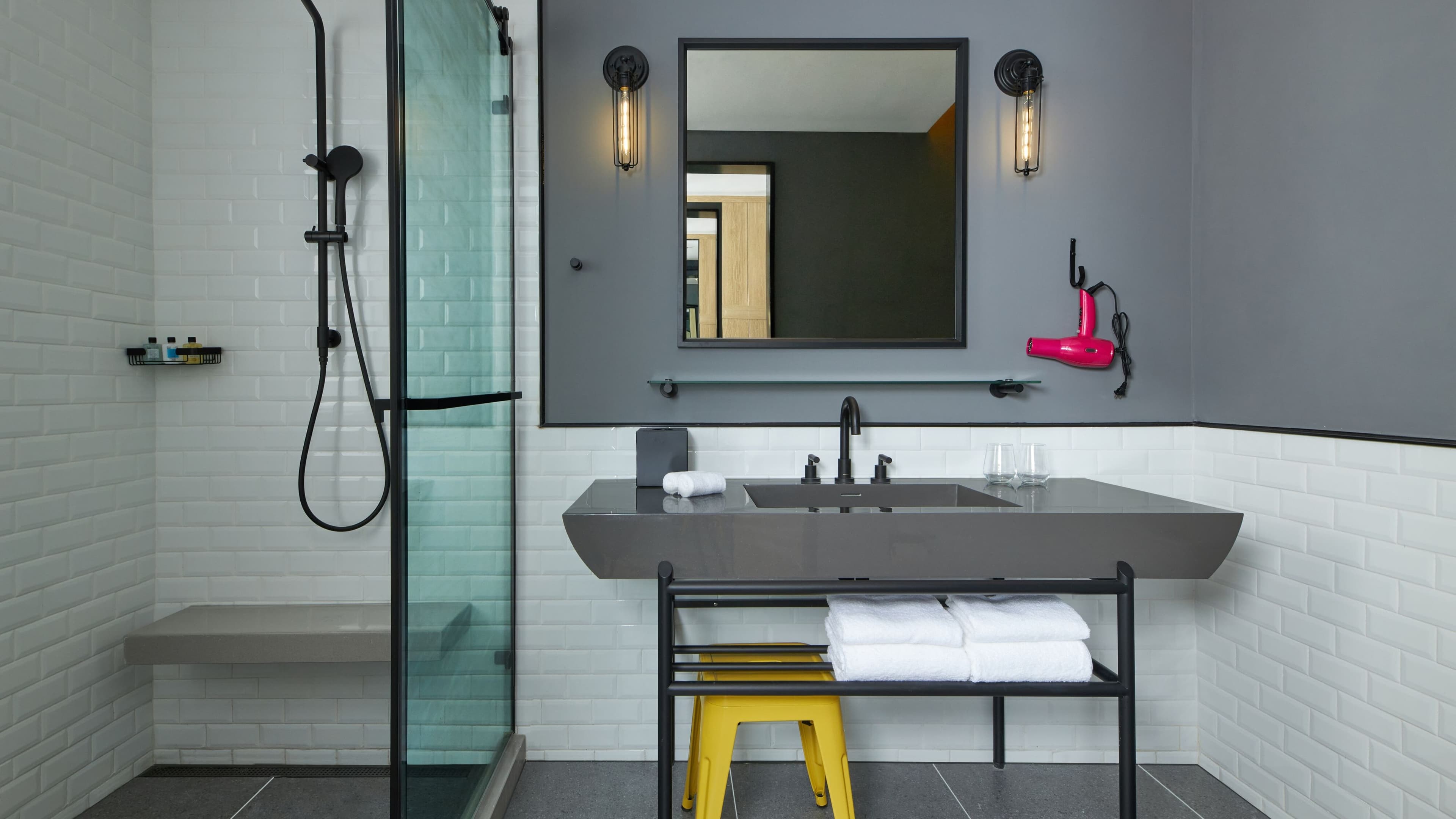 Standard Double - Image 3