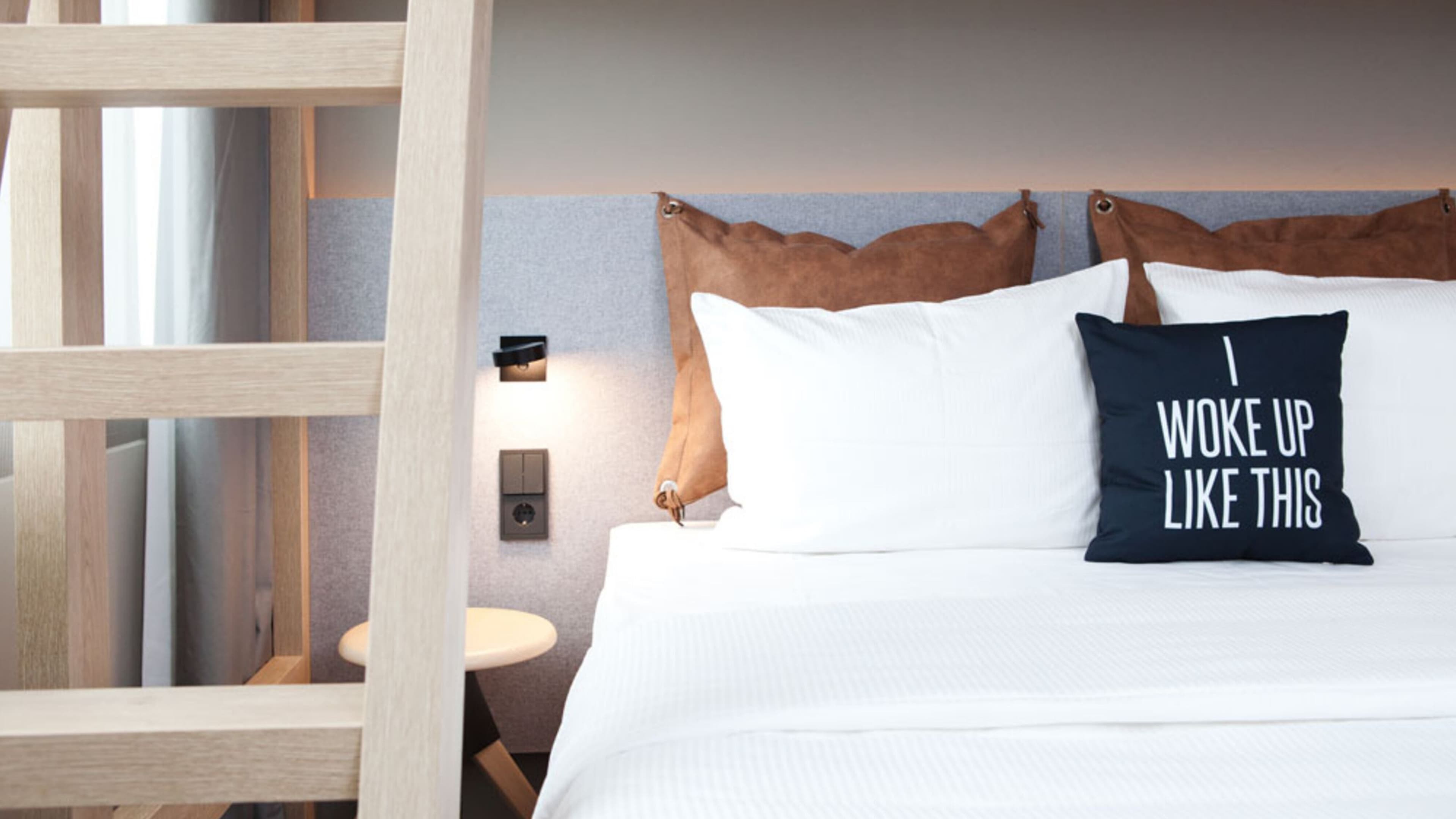 Moxy Family - Image 2