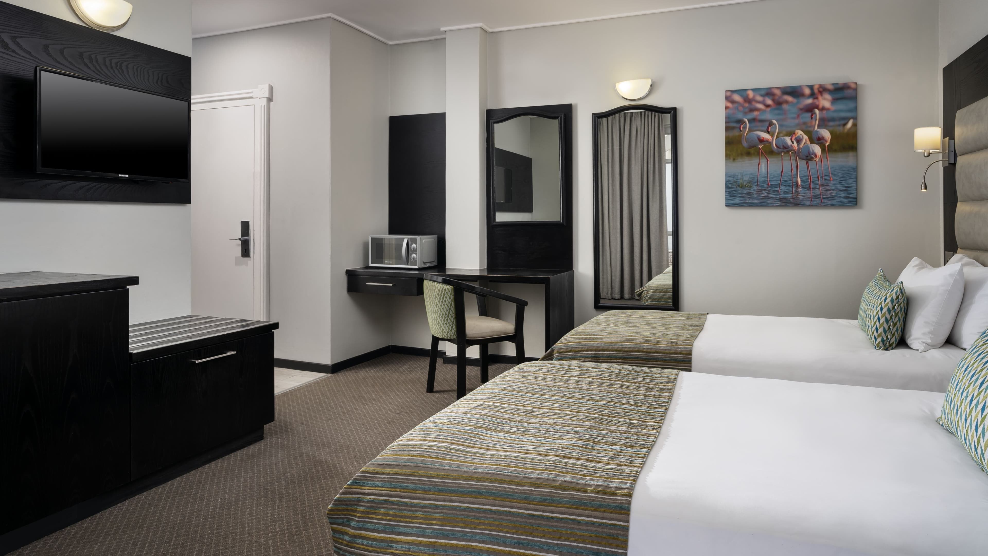 Deluxe Guest room - Image 3