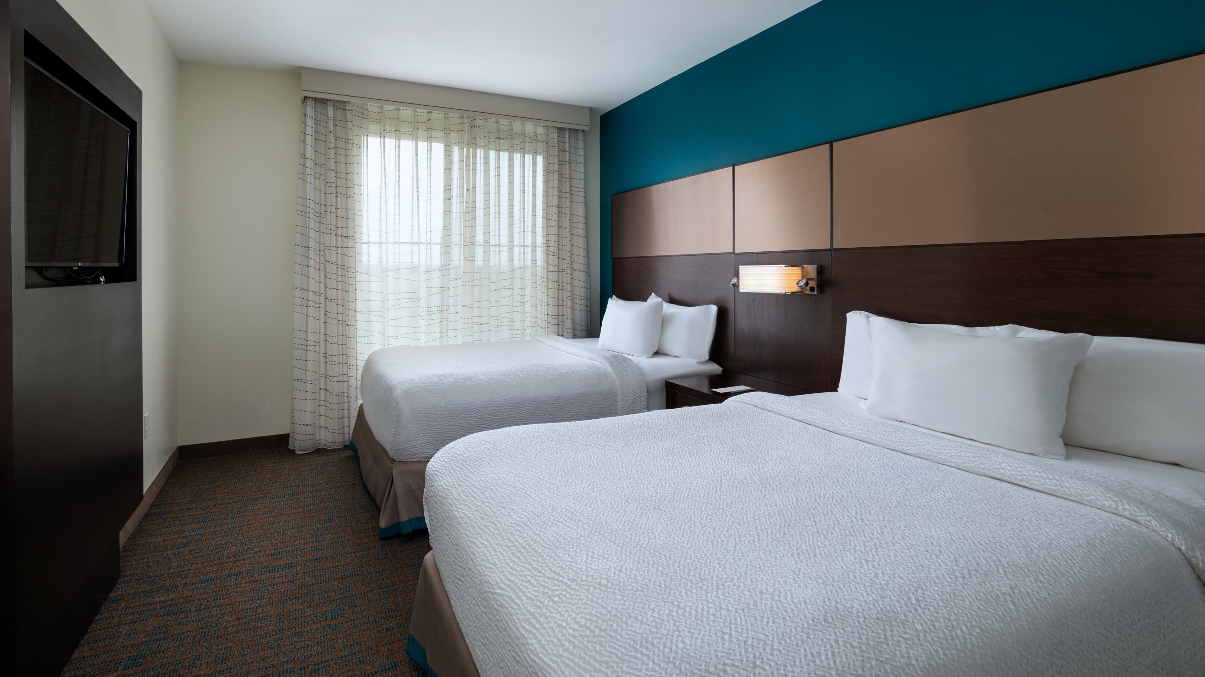 1 Bedroom Suite - Image 3