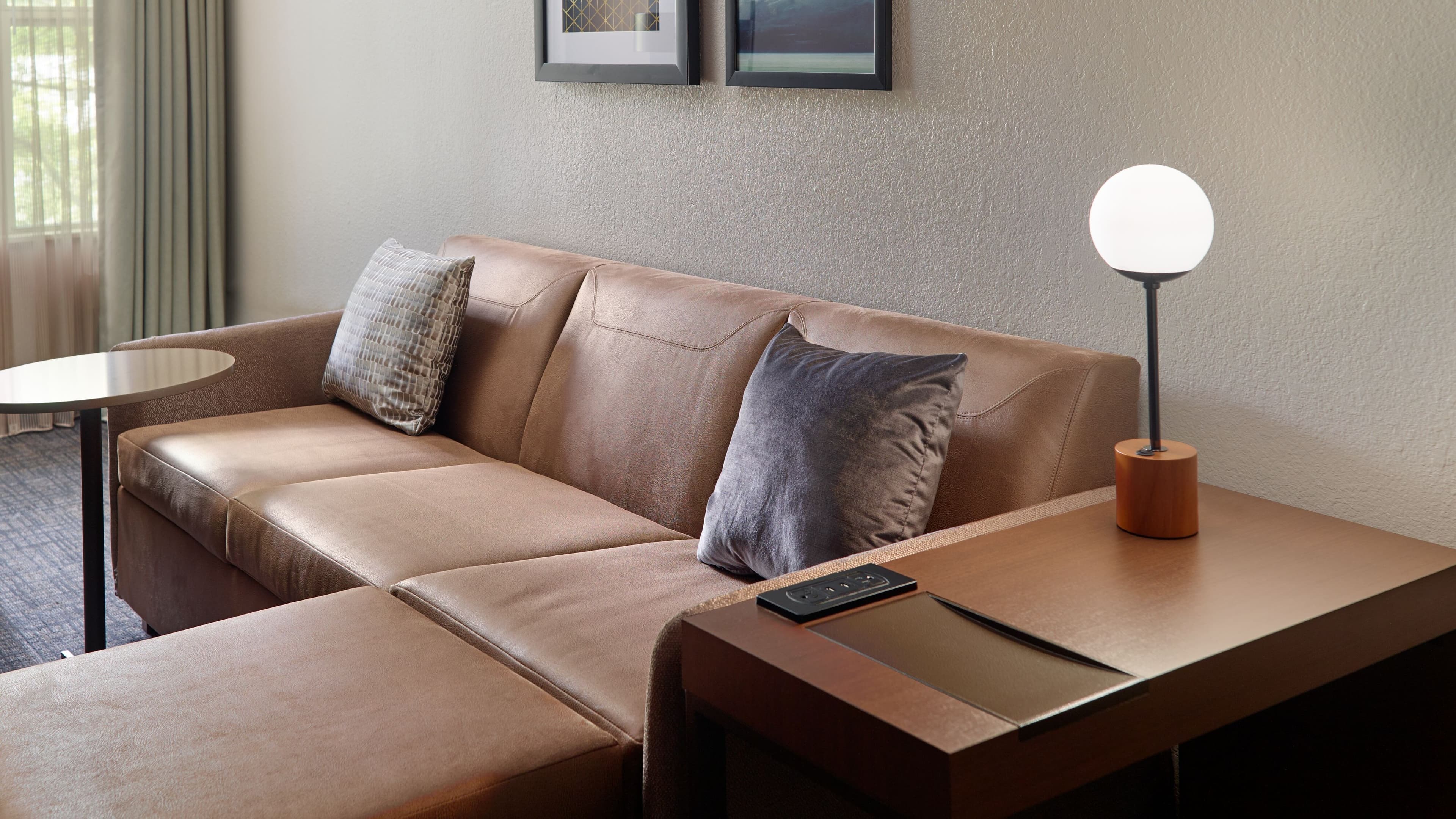 1 Bedroom Suite - Image 3