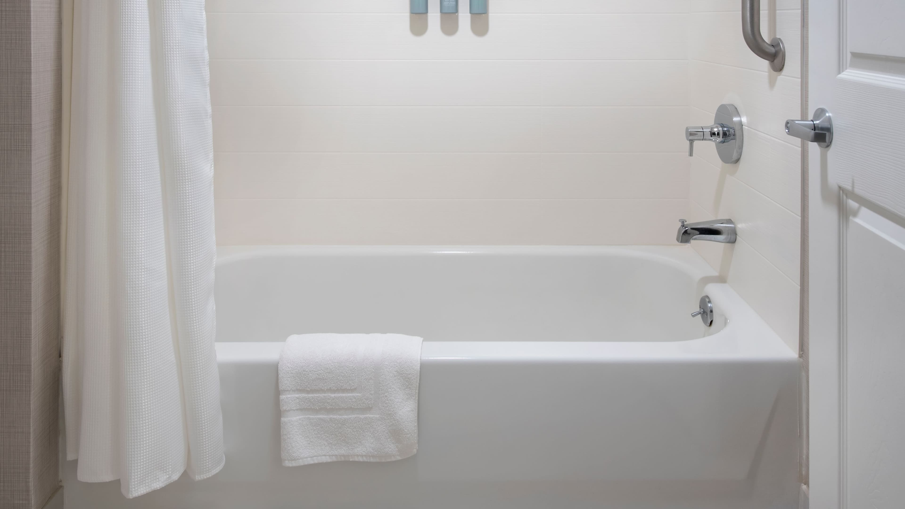 Larger Studio - Image 5