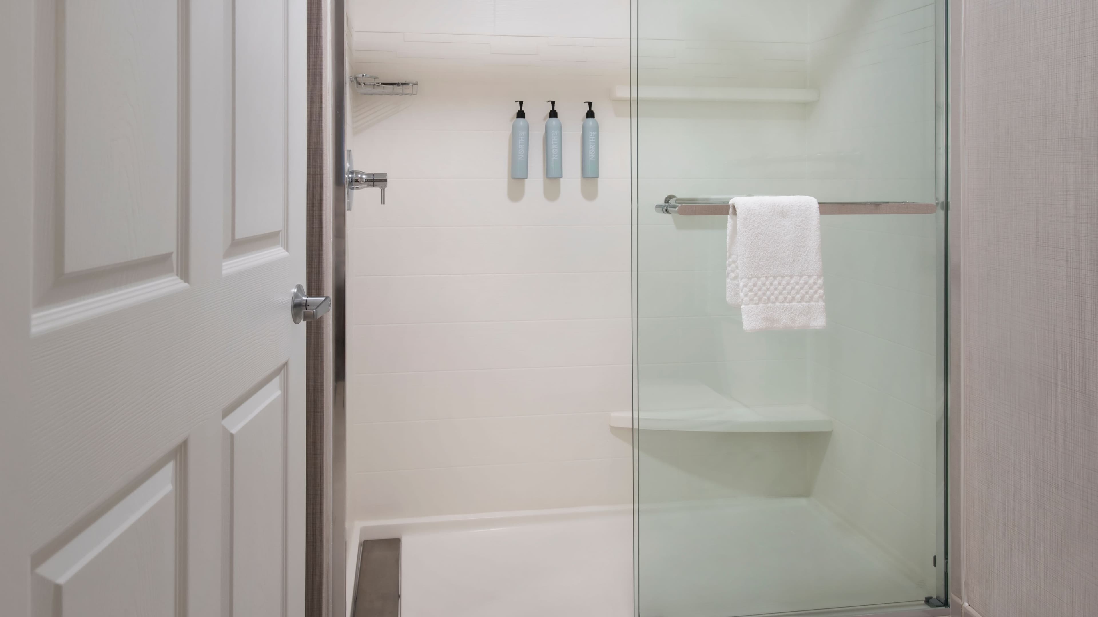 Larger Studio - Image 6